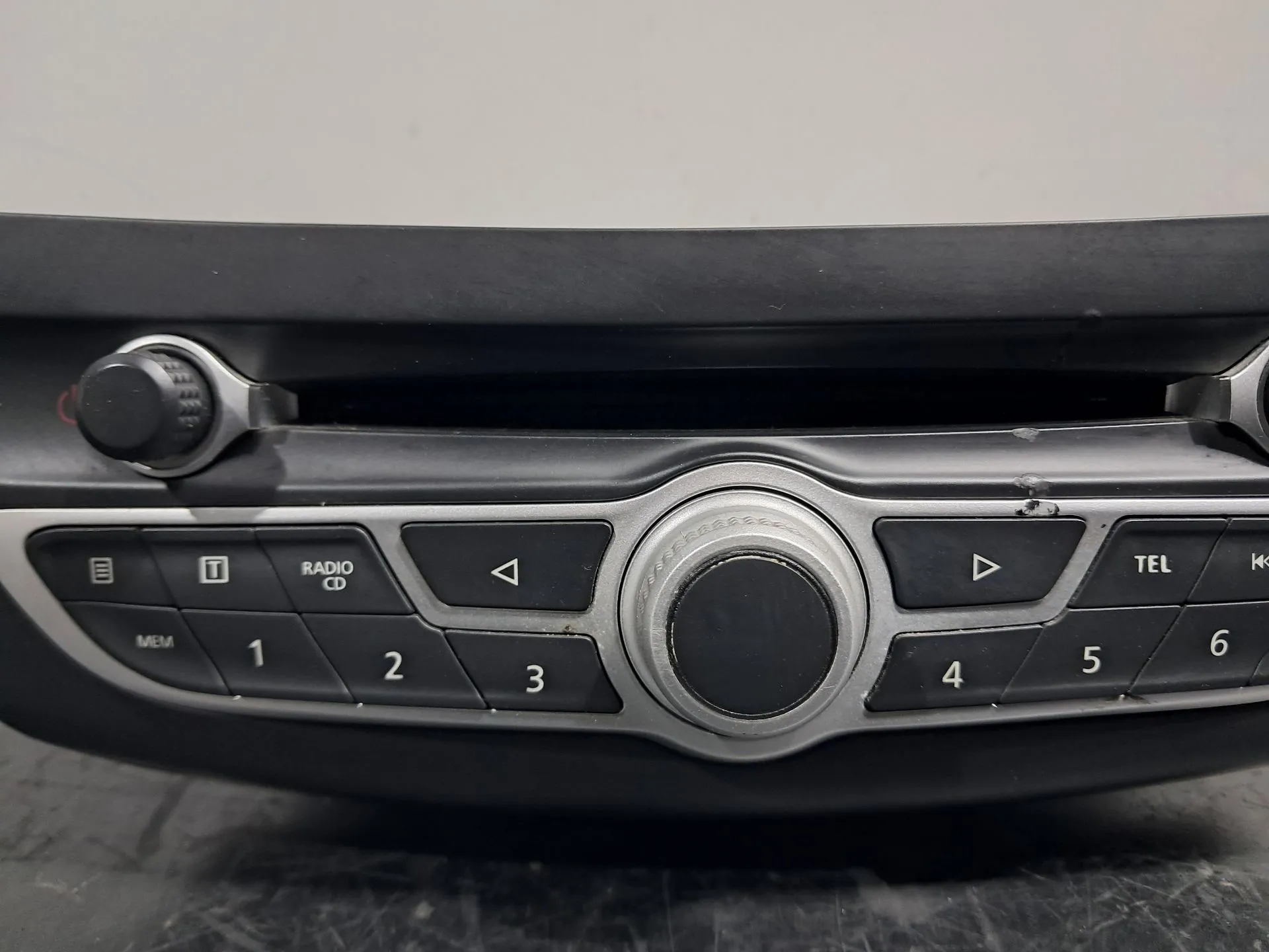 Rádio / auto-rádio RENAULT Laguna III (BT0/1) Imagem-3