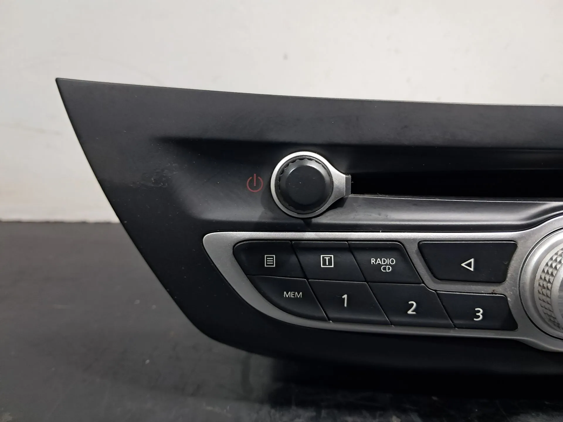 Rádio / auto-rádio RENAULT Laguna III (BT0/1) Imagem-2