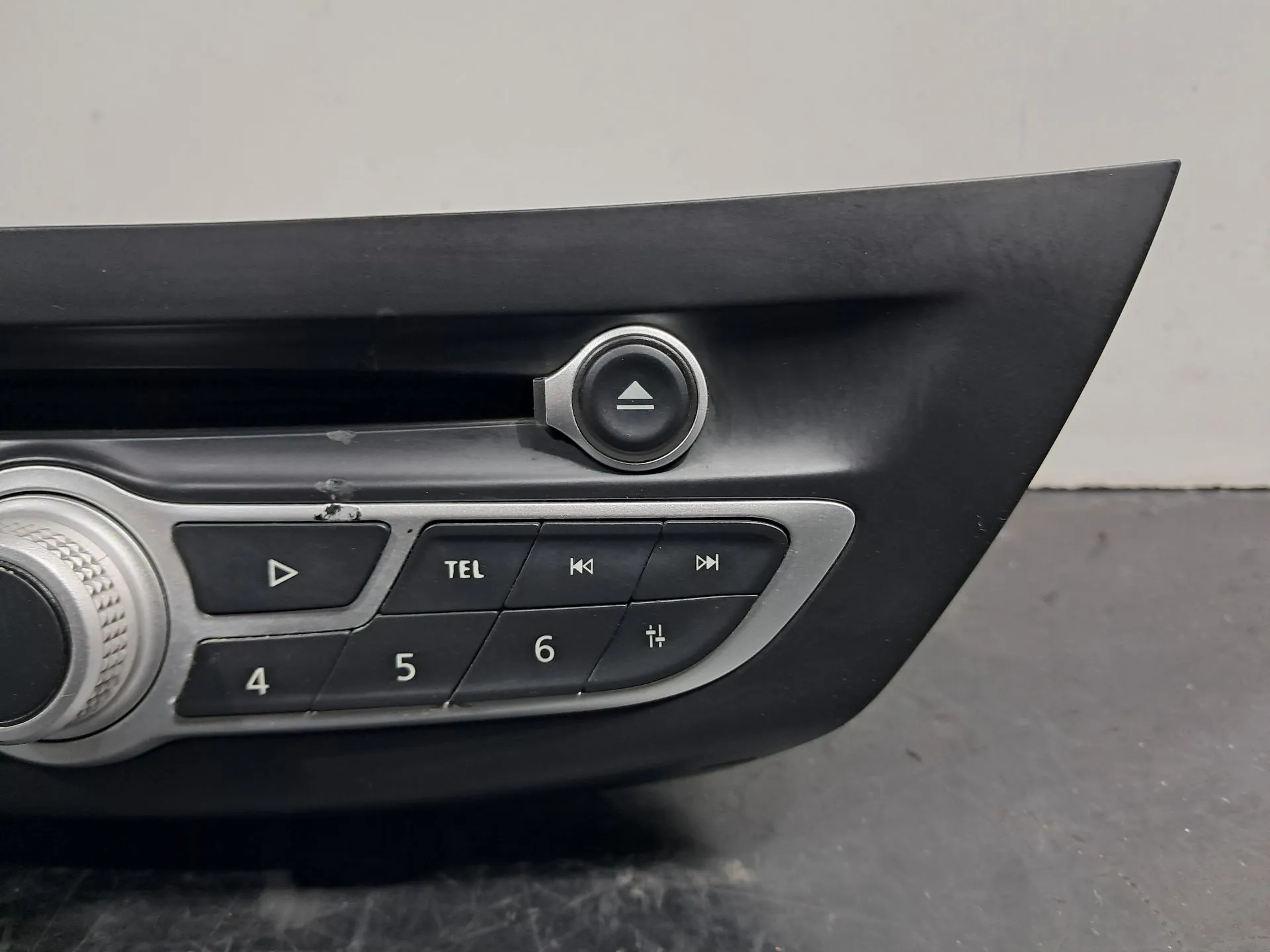 Rádio / auto-rádio RENAULT Laguna III (BT0/1) Imagem-4