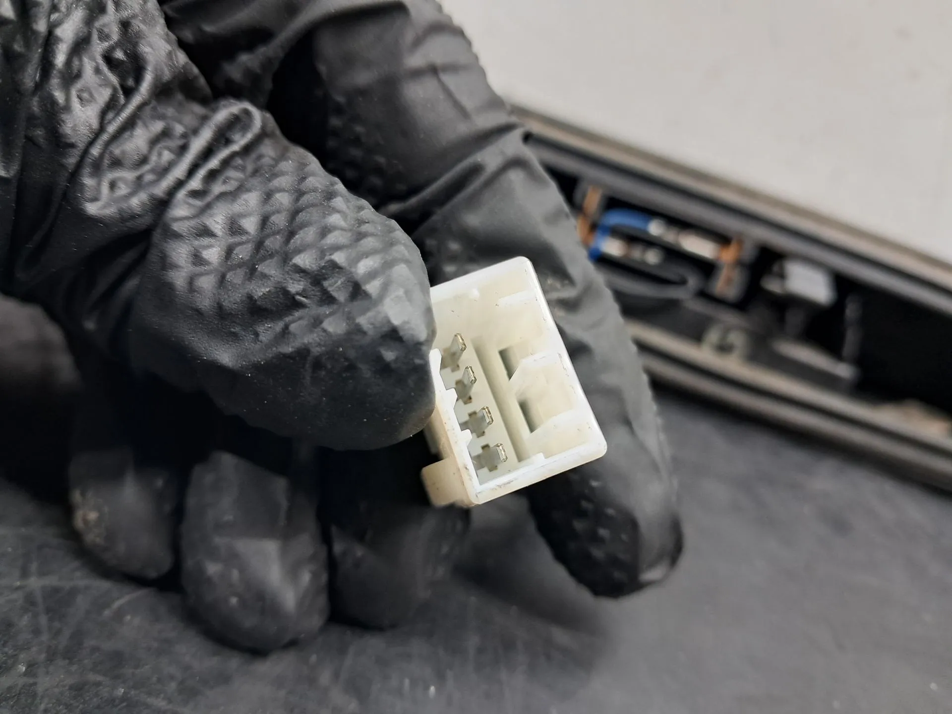 Moulure porte / coffre FIAT Panda (169_) Imagem-10