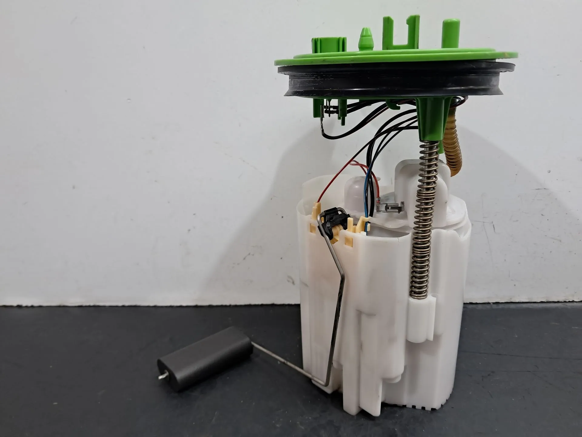 Bomba de combustible AUDI Q3 Sportback (F3N) Imagem-1