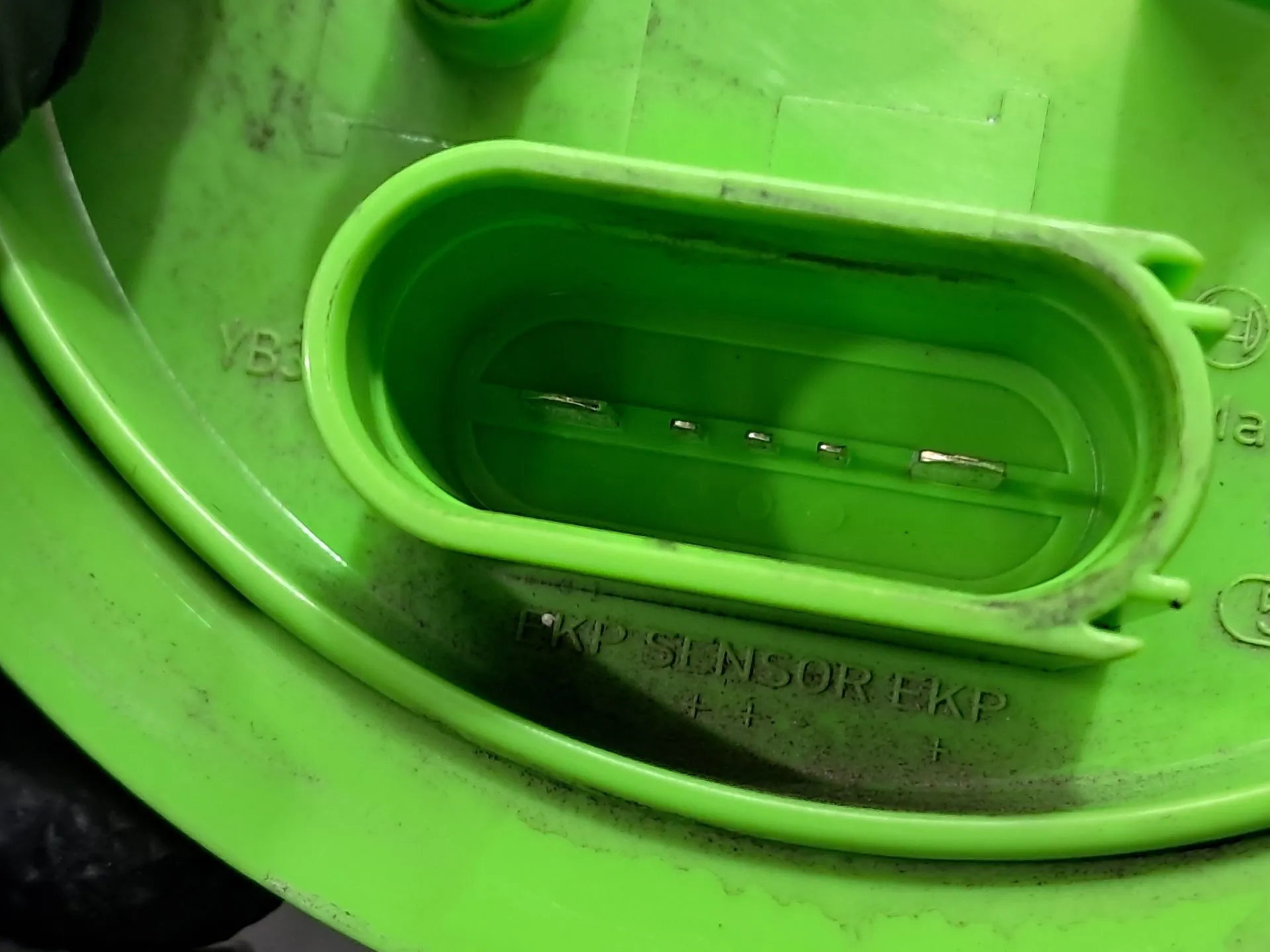 Bomba de combustible AUDI Q3 Sportback (F3N) Imagem-5