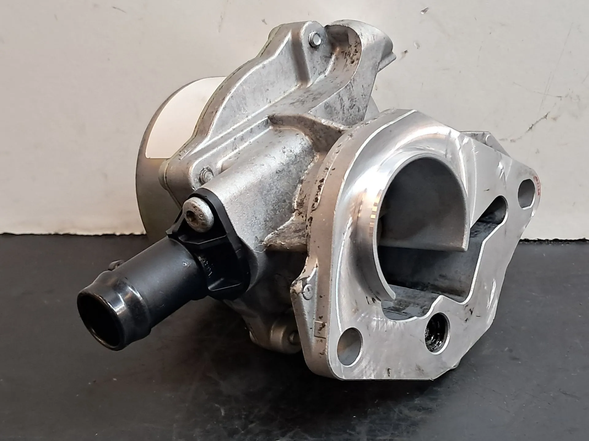 Depressor dos travões / bomba de vácuo DACIA Sandero II (5S_) Imagem-1