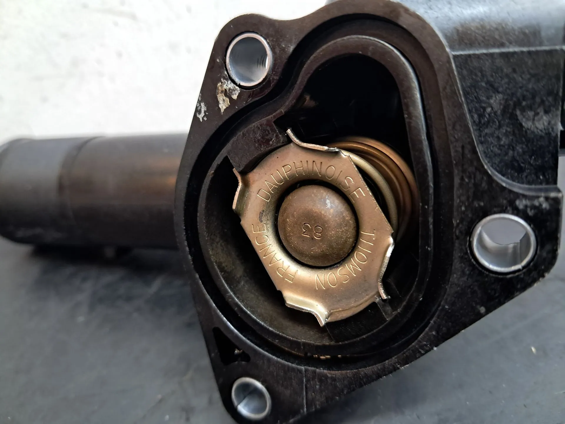 Corpo termostato / termostato DACIA Sandero II (5S_) Imagem-2