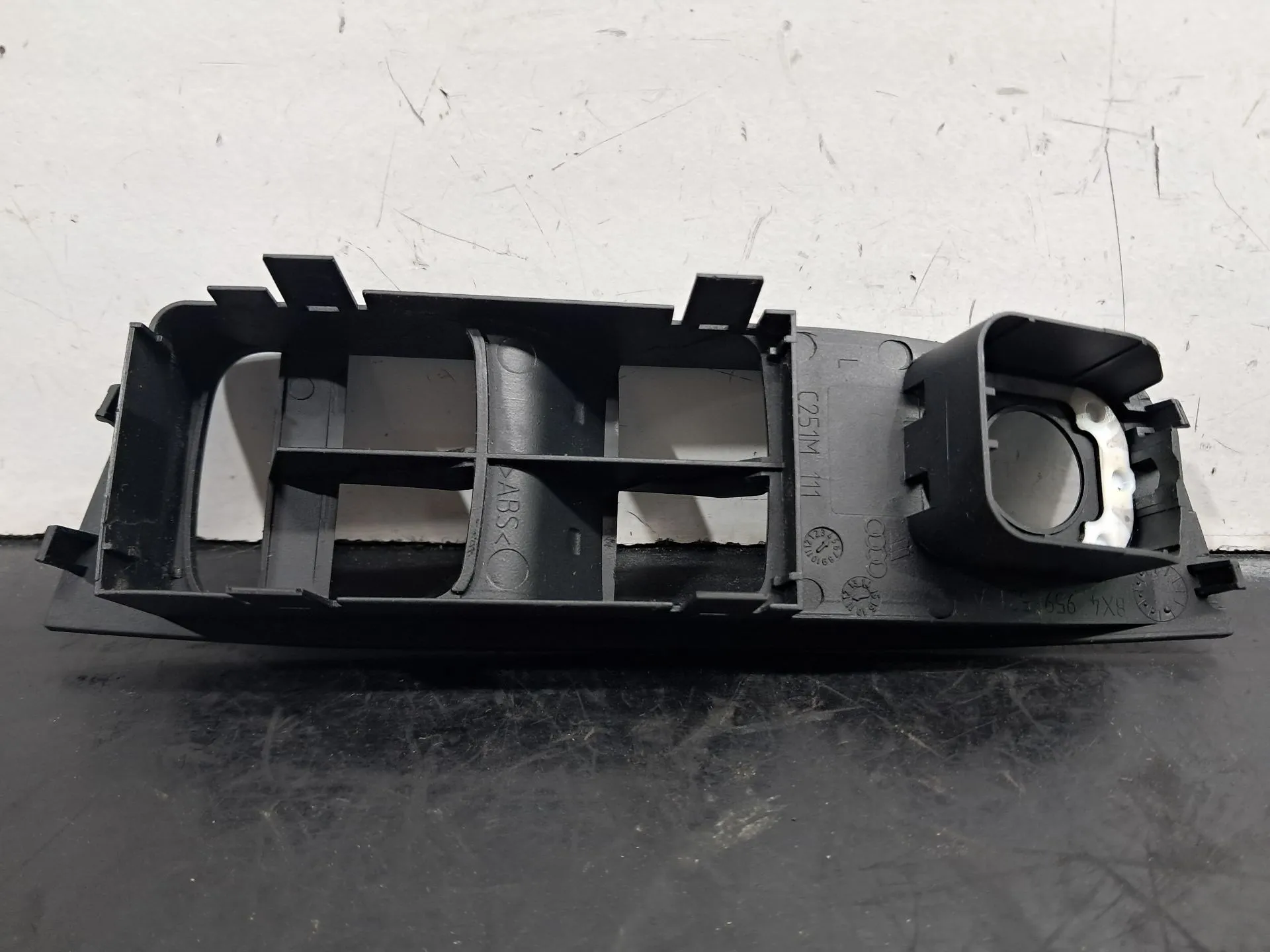 Tapa / cubierta genérica AUDI A1 Sportback (8XA, 8XF) Imagem-2