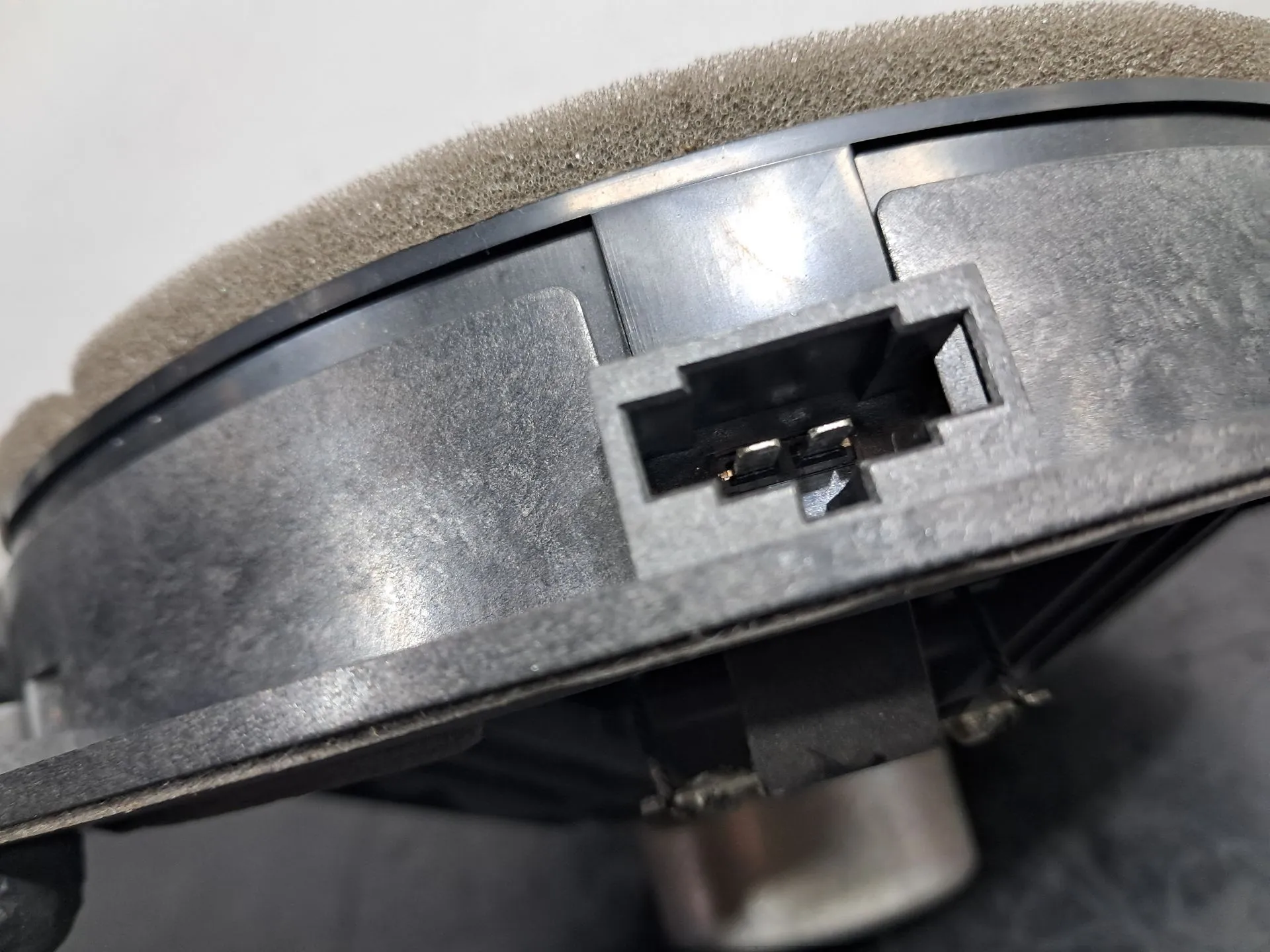 Columna de sonido AUDI A1 Sportback (8XA, 8XF) Imagem-3