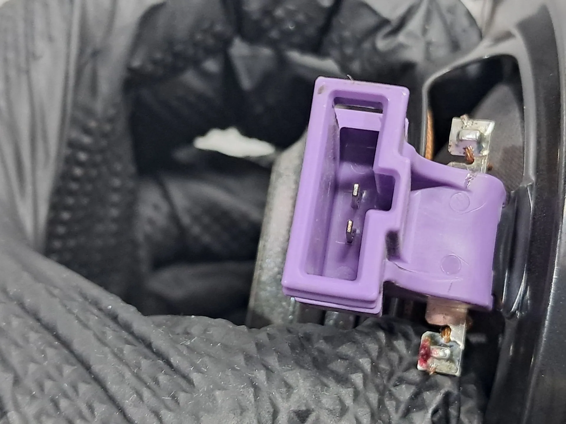 Columna de sonido AUDI A1 Sportback (8XA, 8XF) Imagem-3