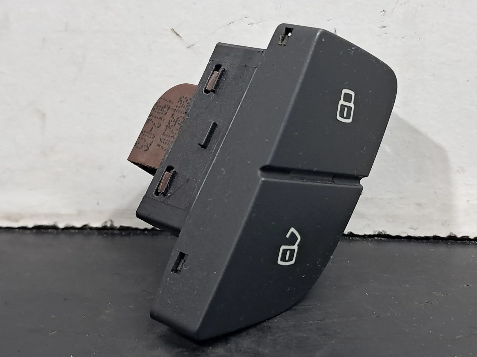 Bouton / interrupteur verrouillage portes AUDI A1 Sportback (8XA, 8XF)