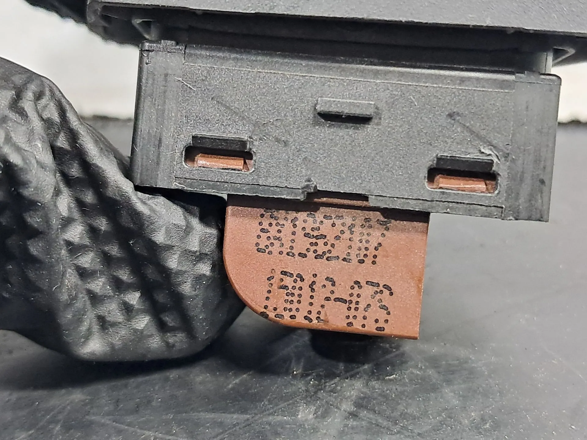 Botón / interruptor bloqueo de puertas AUDI A1 Sportback (8XA, 8XF) Imagem-2