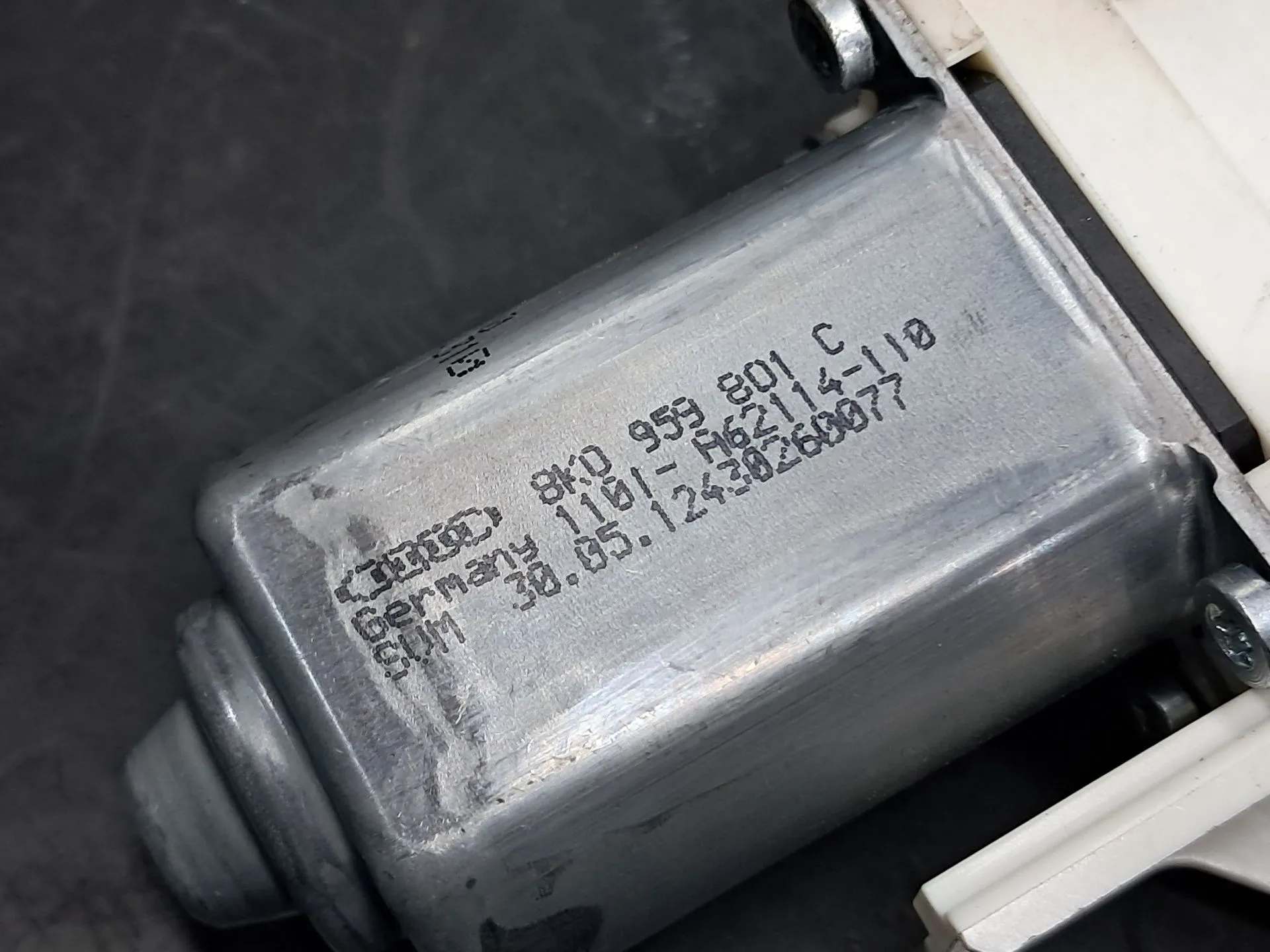 Alzavetro anteriore sinistro AUDI A1 Sportback (8XA, 8XF) Imagem-15