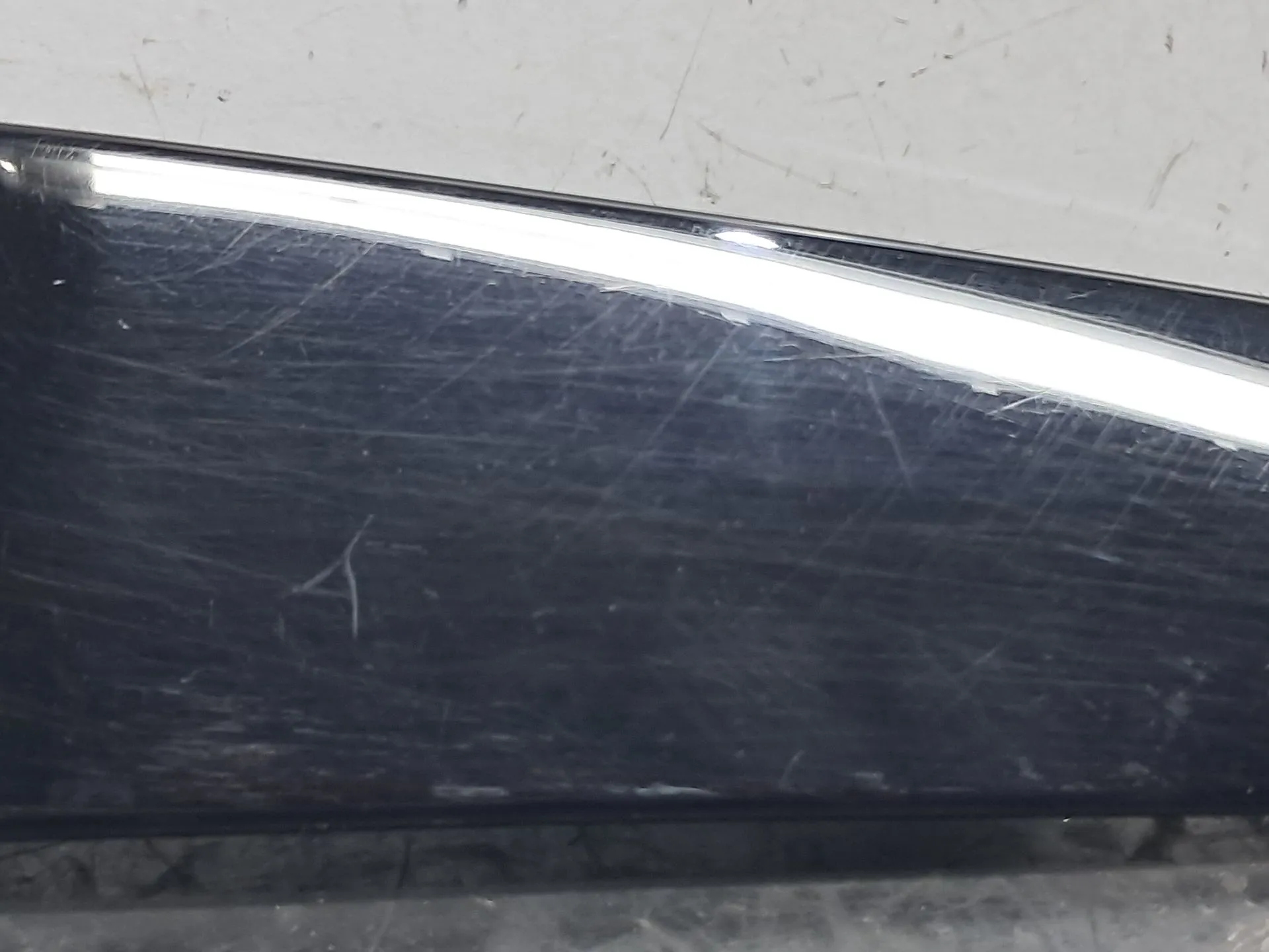 Modanatura porta anteriore sinistra AUDI A1 Sportback (8XA, 8XF) Imagem-3