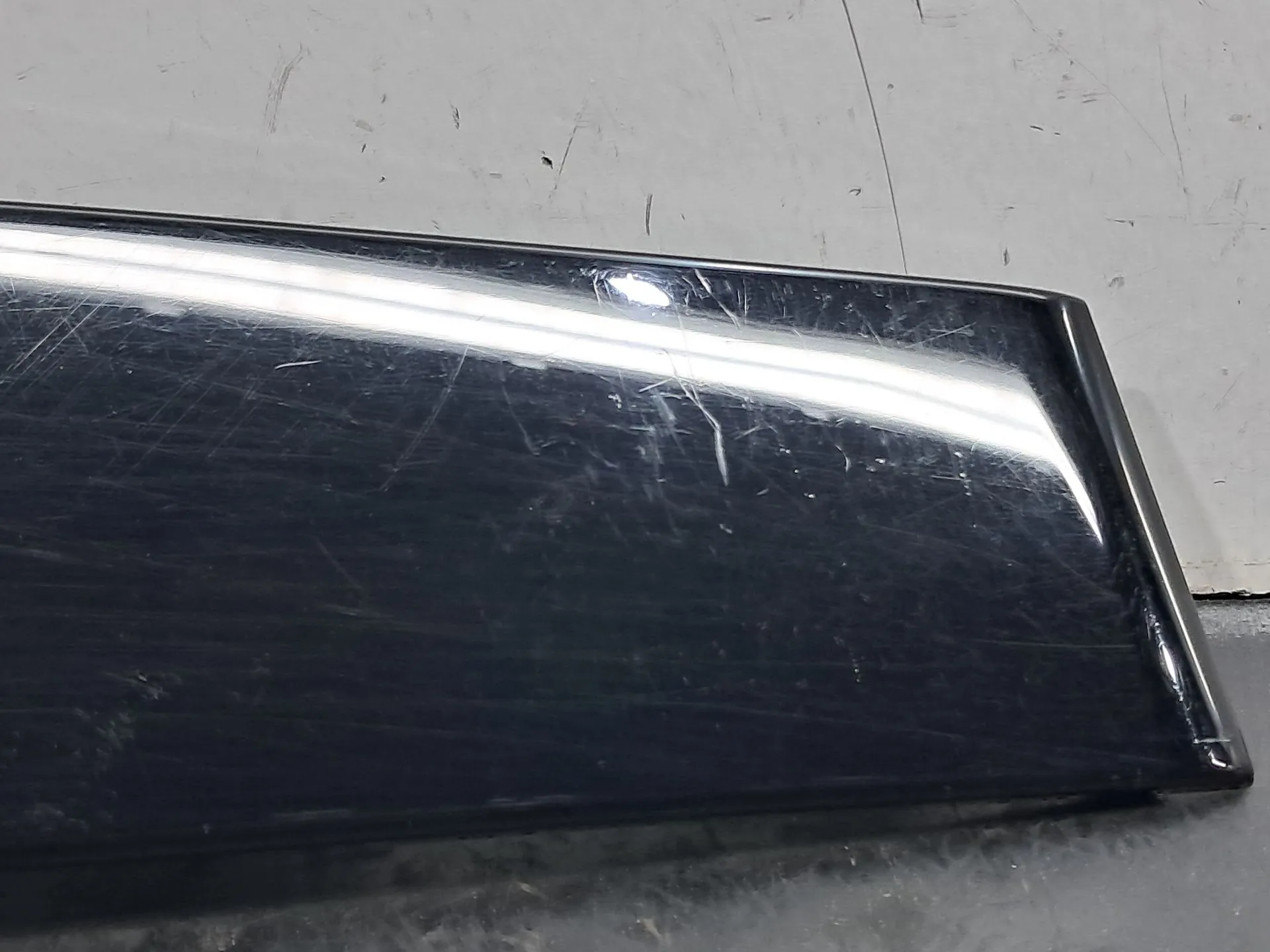 Modanatura porta anteriore sinistra AUDI A1 Sportback (8XA, 8XF) Imagem-4