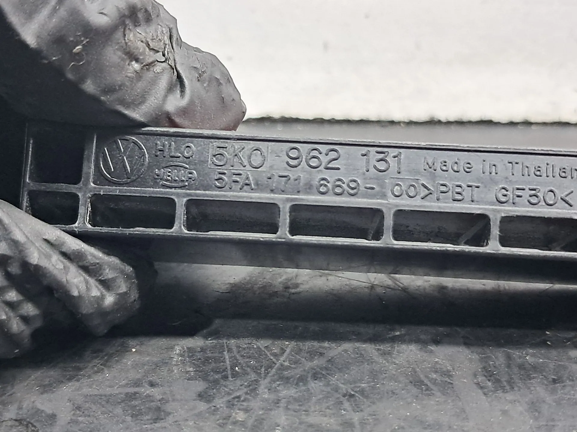 Antenne AUDI A1 Sportback (8XA, 8XF) Imagem-2