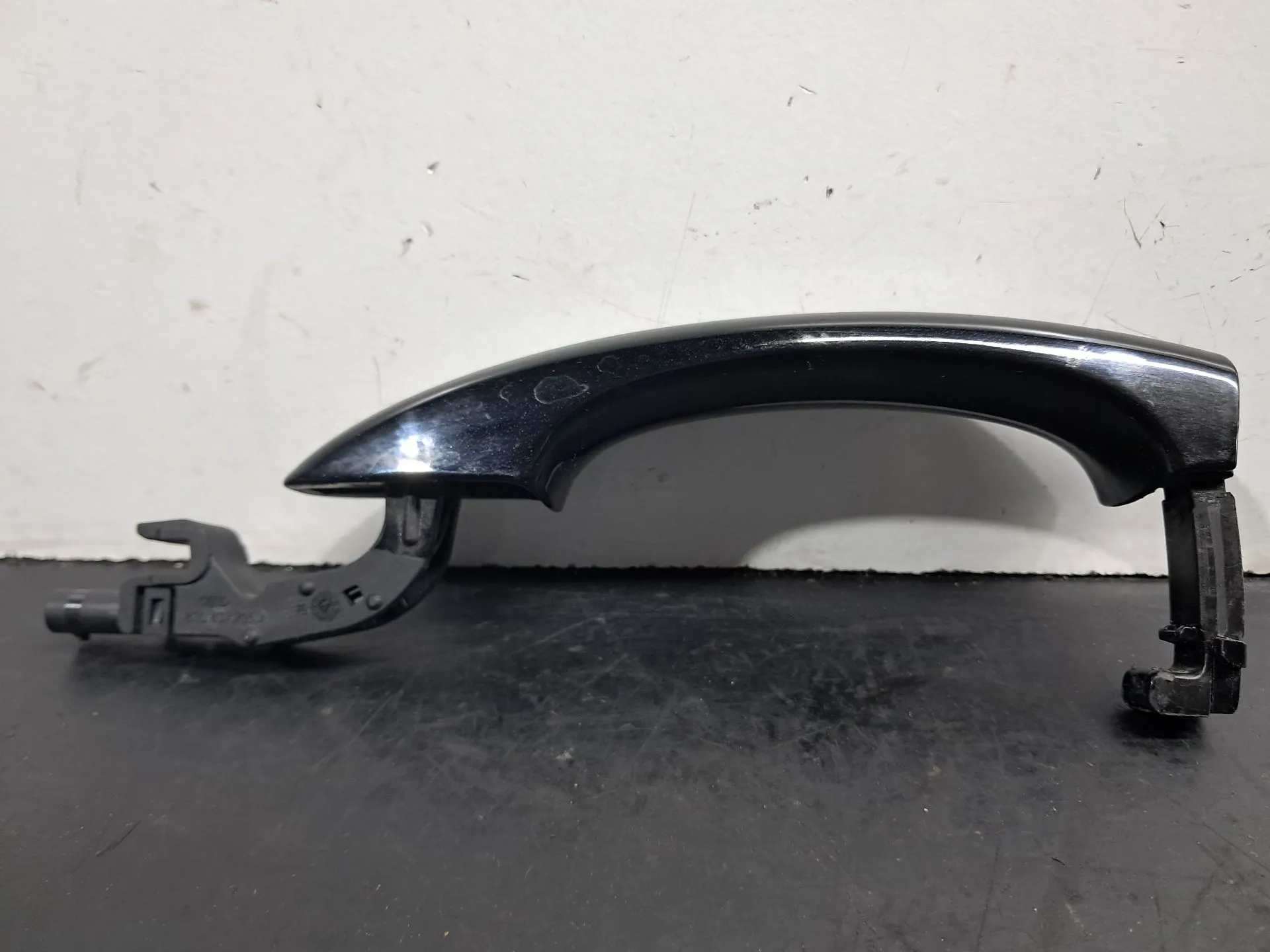 Manija puerta Delantero Izquierdo AUDI A1 Sportback (8XA, 8XF) Imagem-2