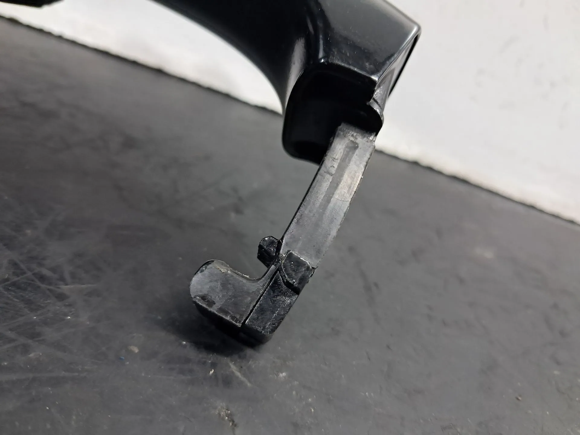 Manija puerta Delantero Izquierdo AUDI A1 Sportback (8XA, 8XF) Imagem-4