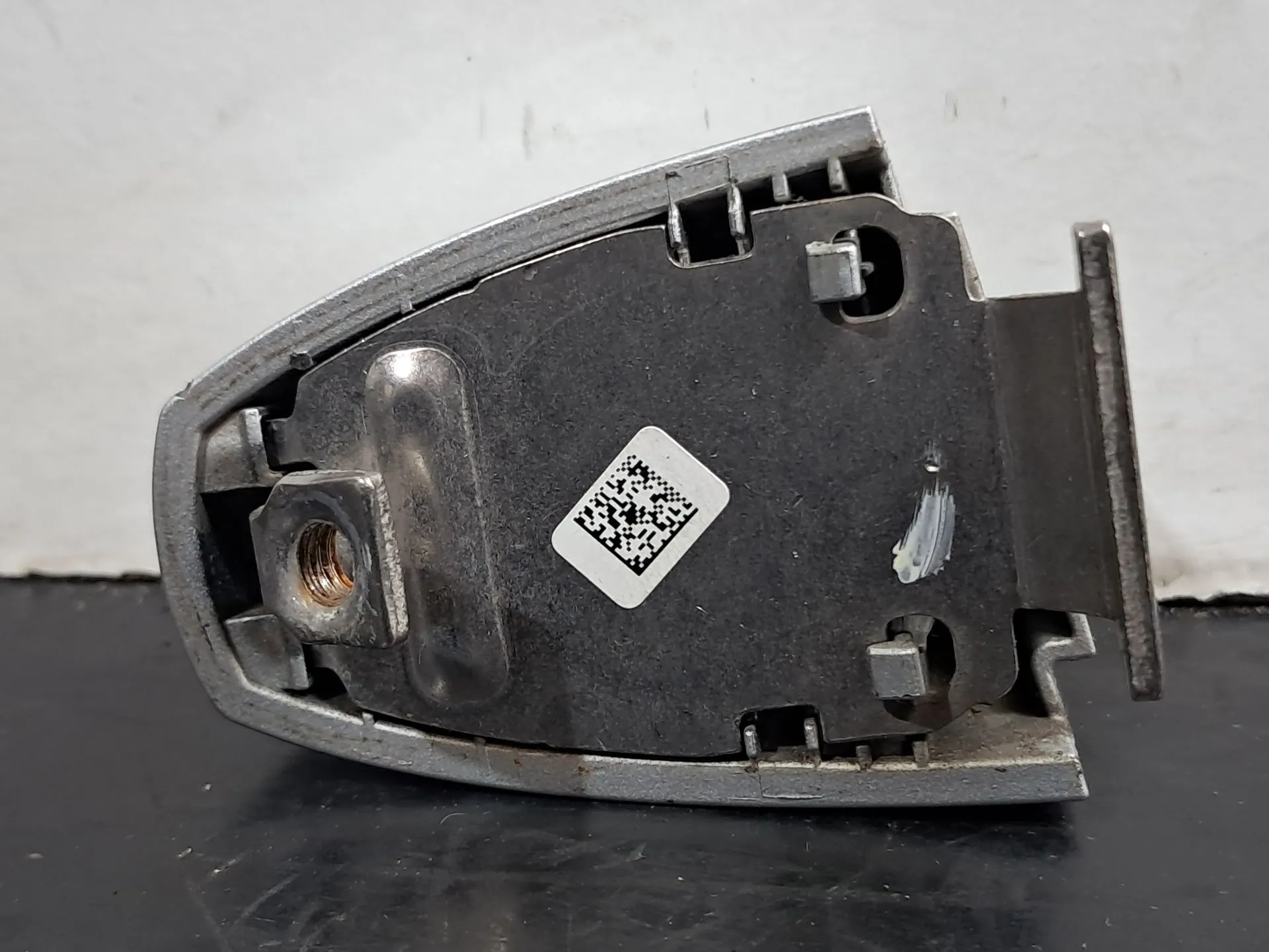 Cache poignée de porte Gauche BMW 2 Gran Tourer (F46) Imagem-1