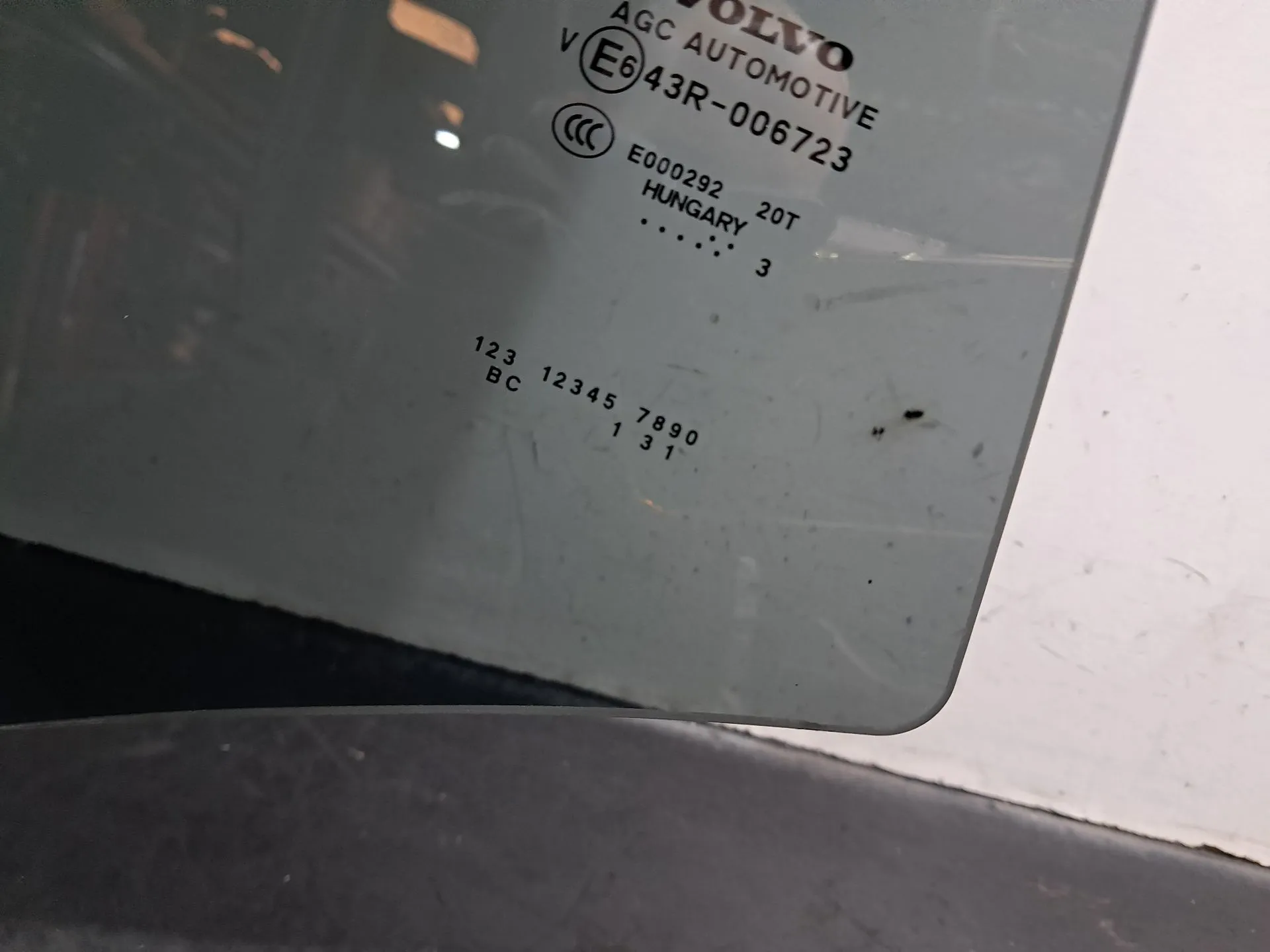 Vetro porta posteriore destra VOLVO V40 Hatchback Imagem-3