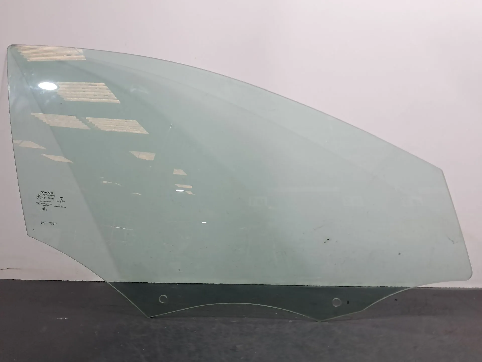 Vetro porta anteriore destra VOLVO V40 Hatchback