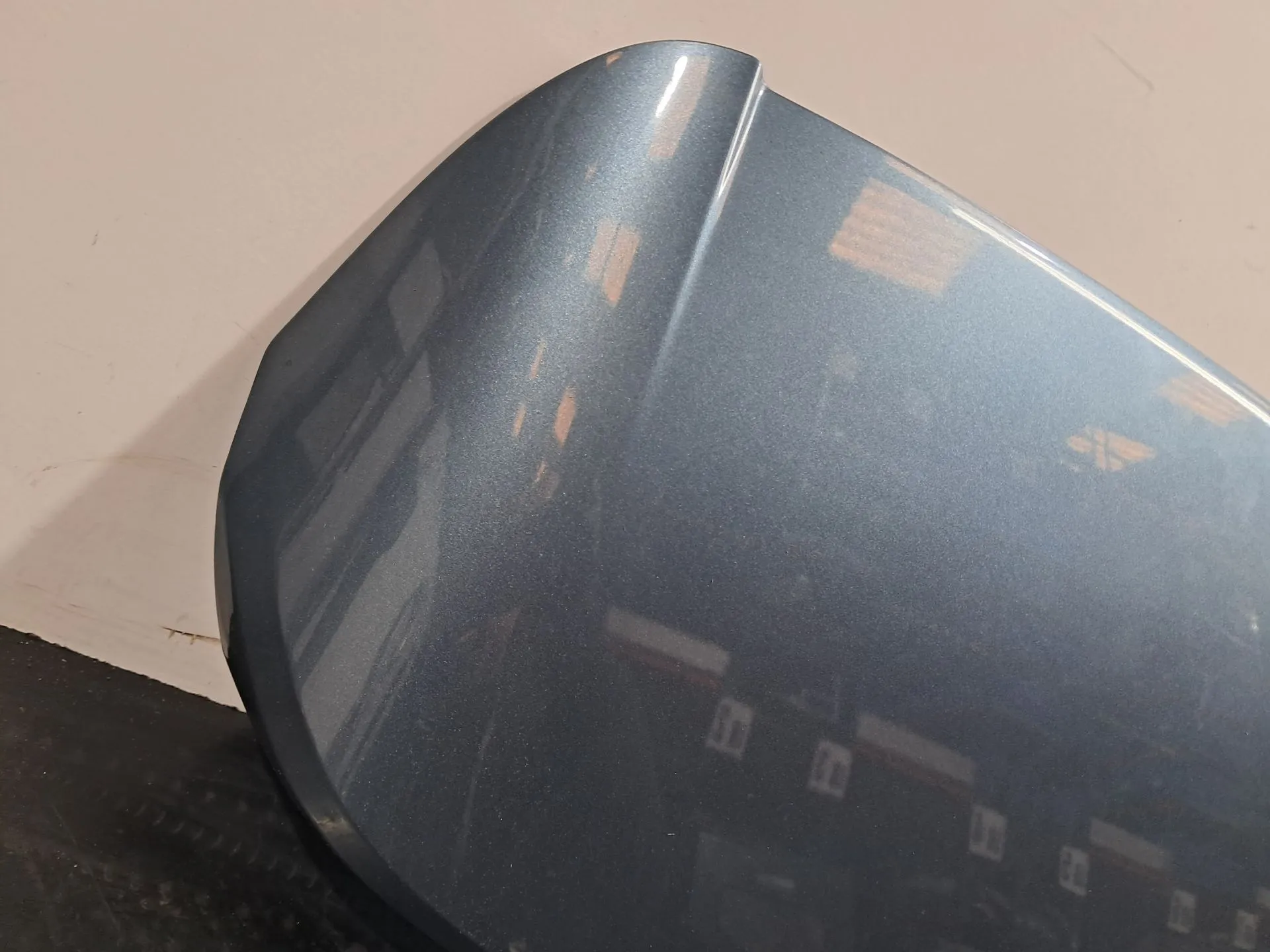 Spoiler portellone VOLVO V40 Hatchback Imagem-5