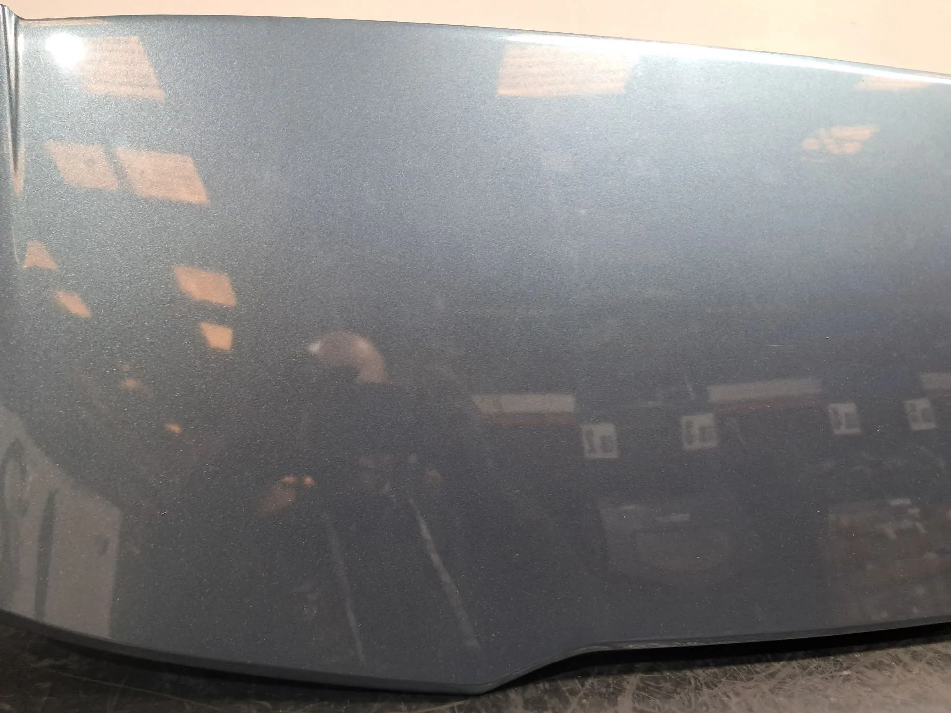 Spoiler portellone VOLVO V40 Hatchback Imagem-4