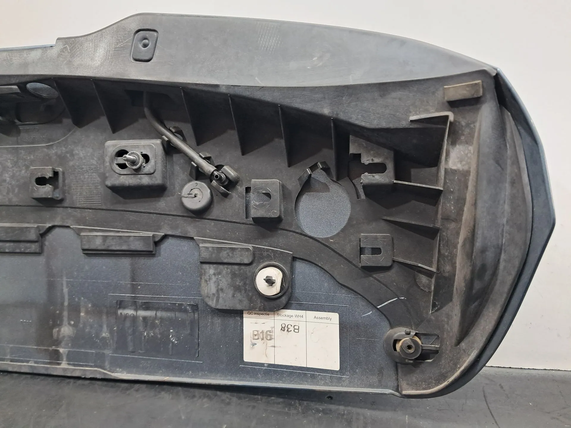 Spoiler portellone VOLVO V40 Hatchback Imagem-10