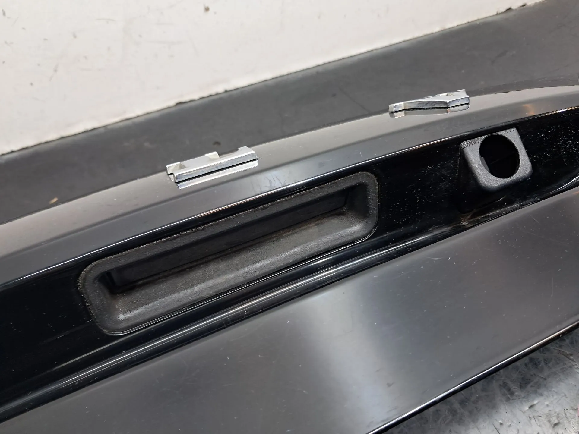 Modanatura porta / portellone bagagliaio VOLVO V40 Hatchback Imagem-15