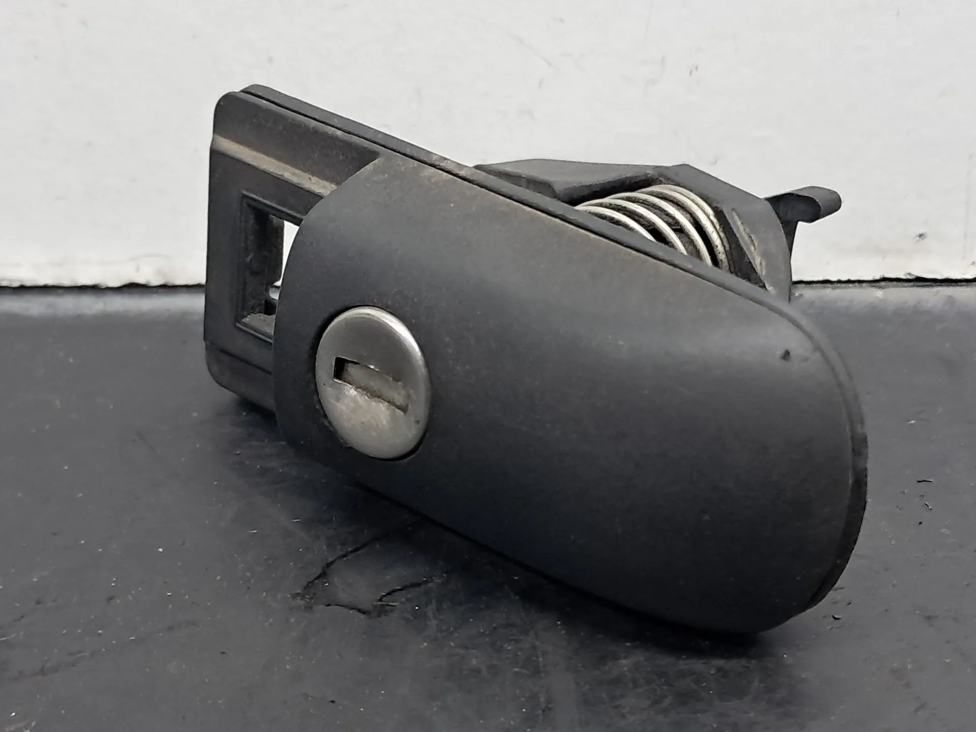 Canhão de porta MERCEDES-BENZ Classe V (638/2) Imagem-1