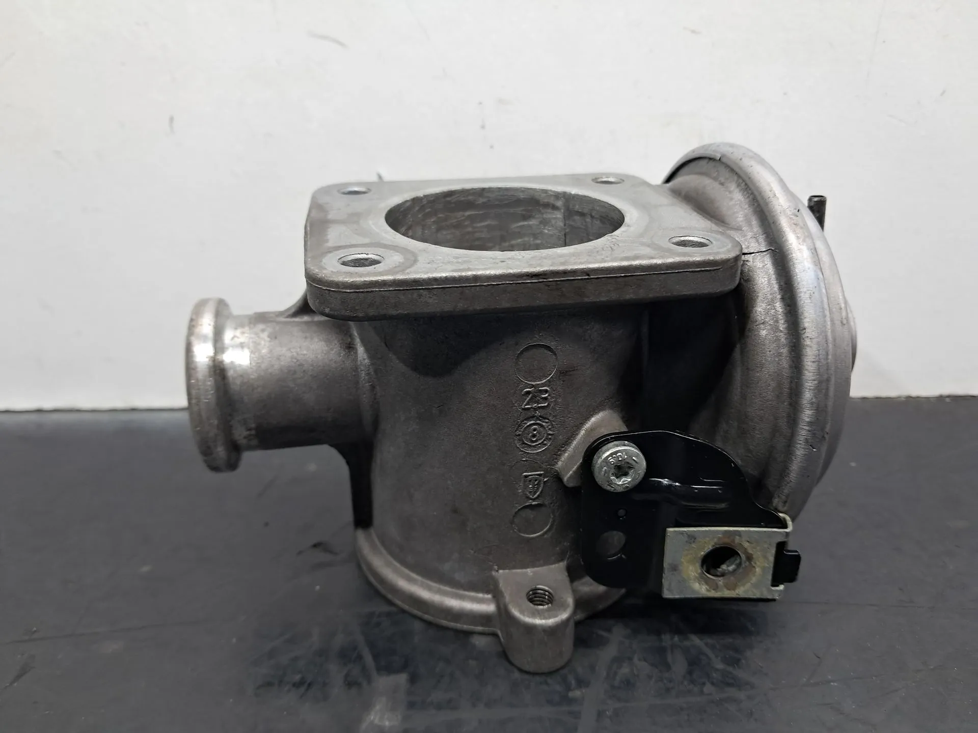 Valve EGR BMW X6 (E71, E72) Imagem-5
