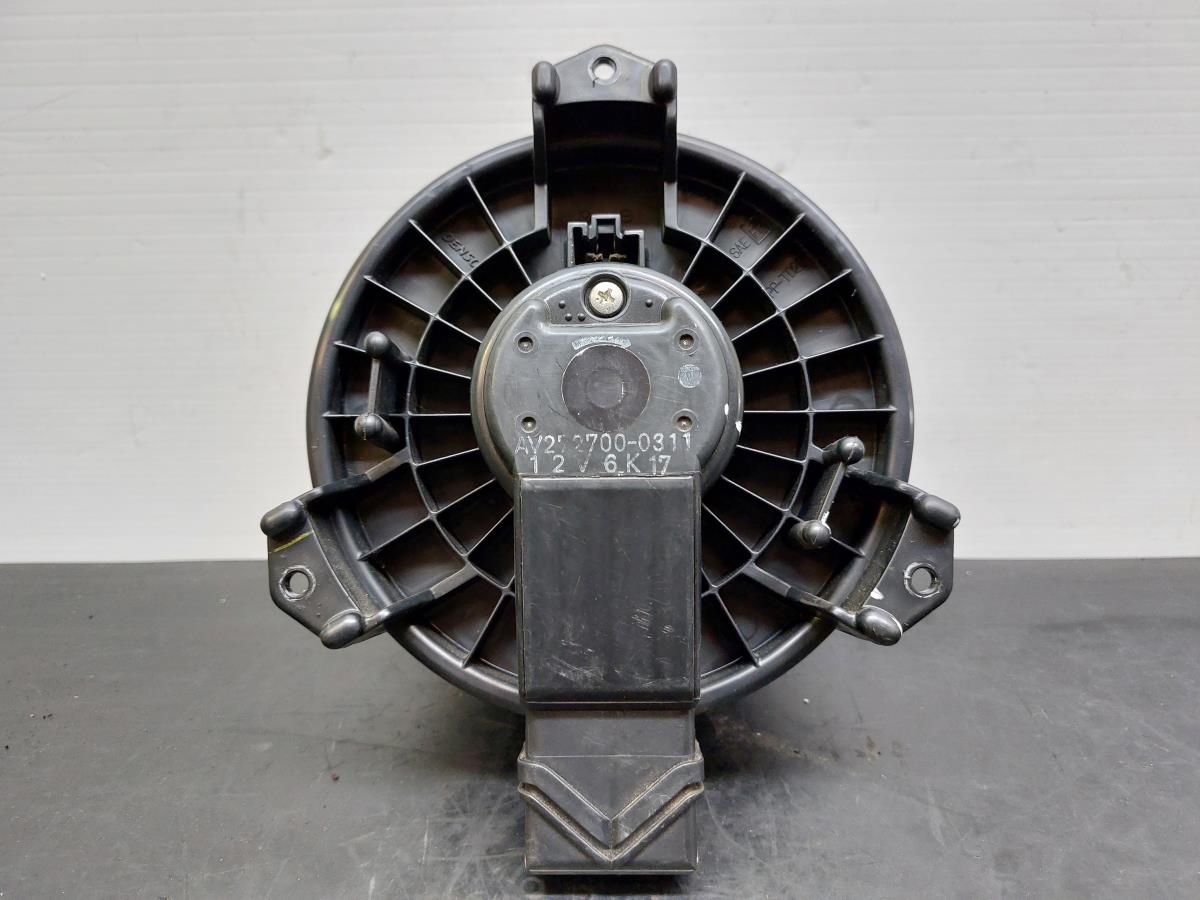 Ventola riscaldamento / Ventilatore abitacolo SUZUKI Swift III (MZ, EZ) Imagem-1