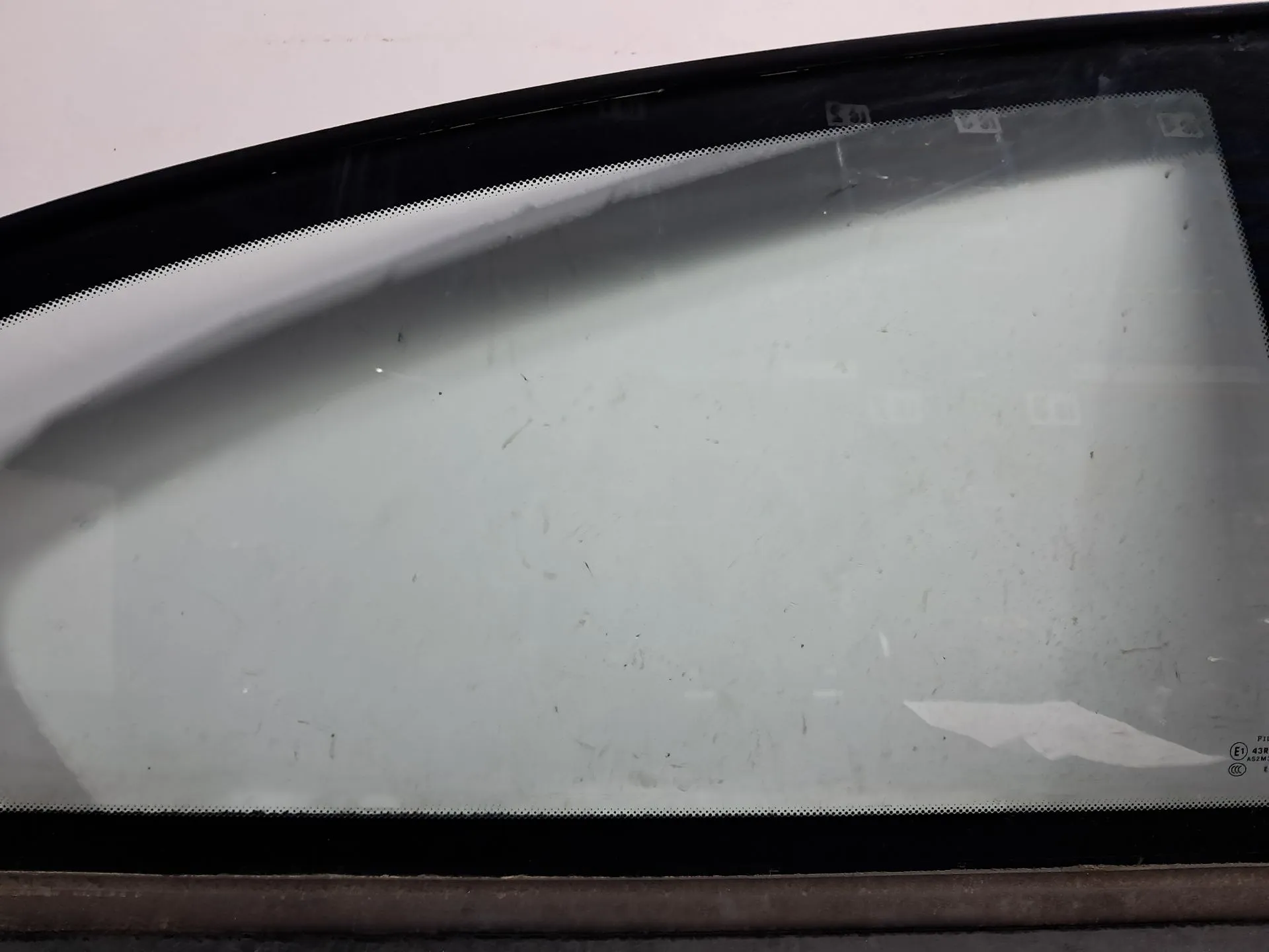 Vitre de custode arrière Droite BMW 1 (E81) Imagem-2