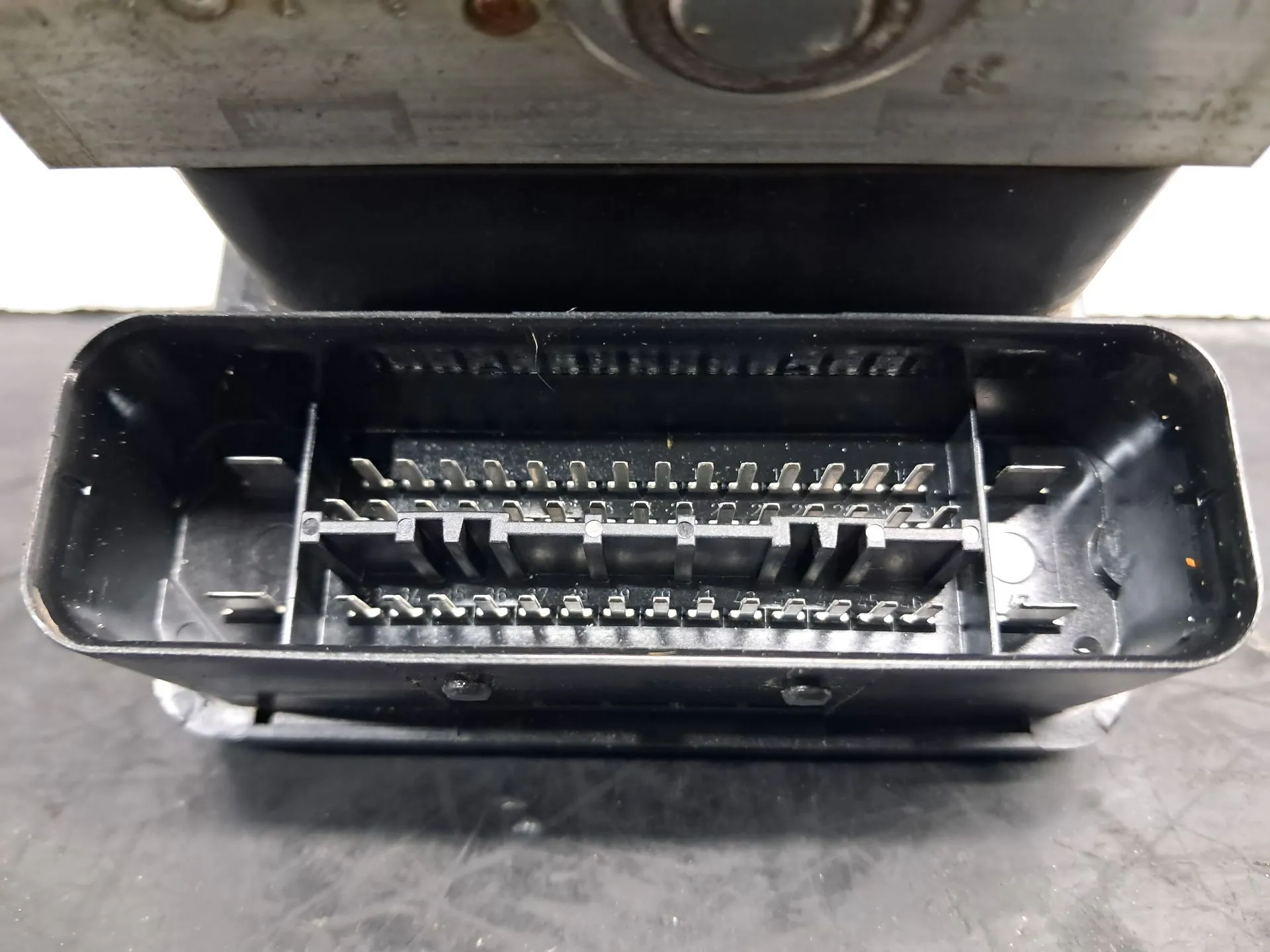 ABS BMW 1 (E81) Imagem-1