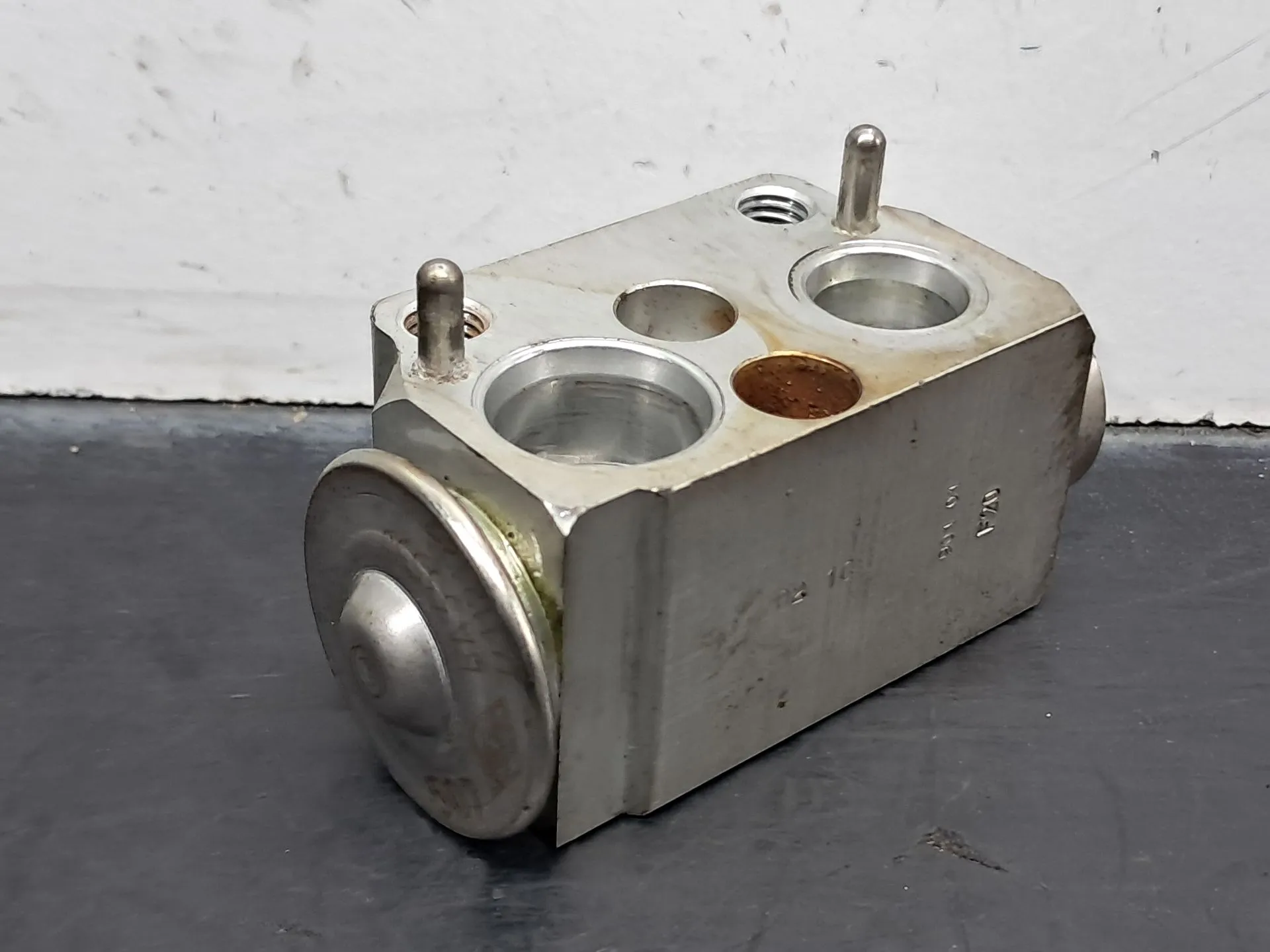 Valve générique BMW 1 (E81) Imagem-2