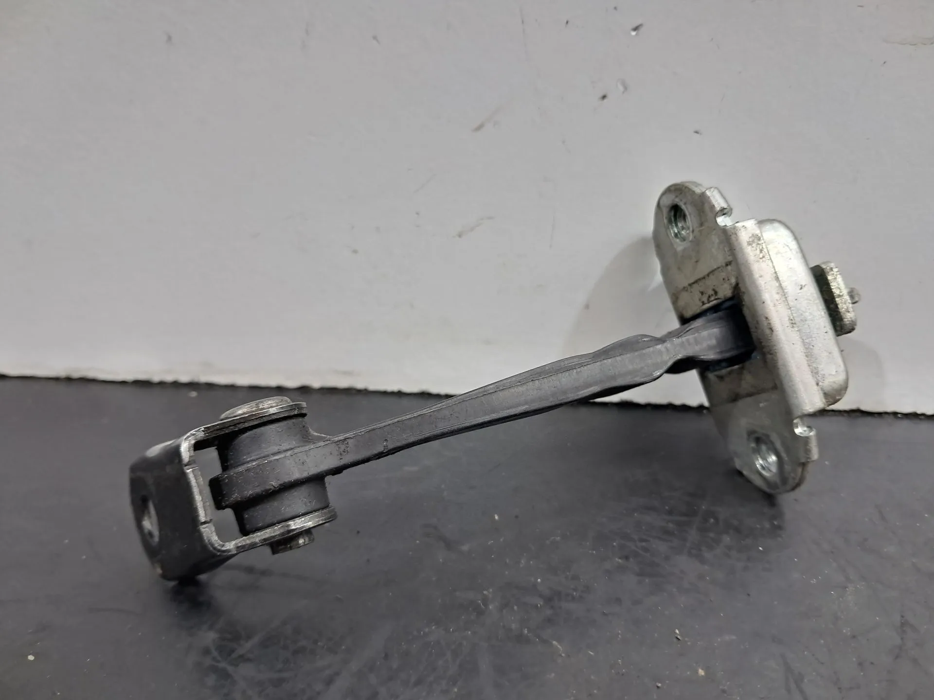 Right front Door limiter  NISSAN Qashqai/Qashqai+2 I (J10, JJ10)