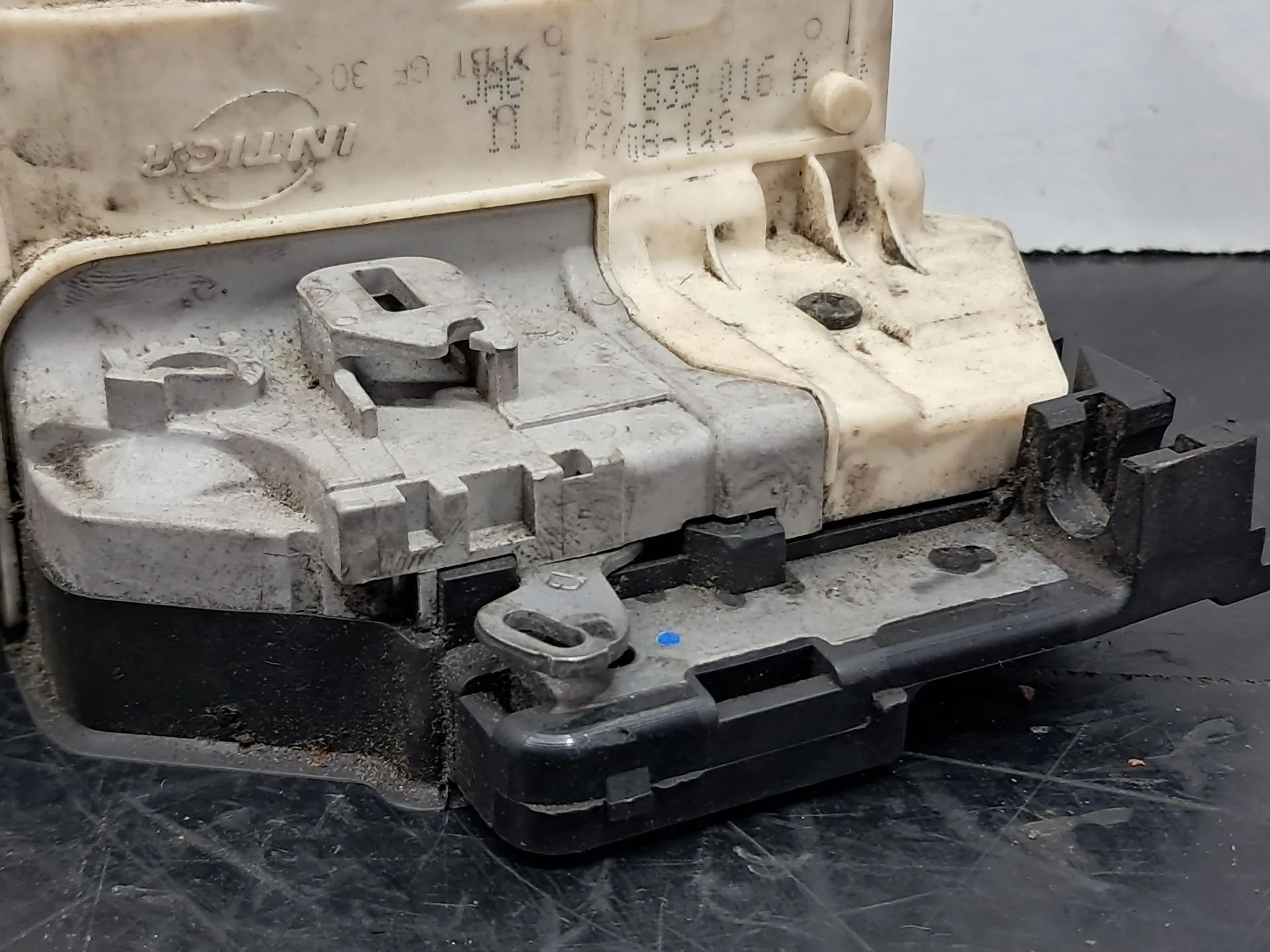 Cerradura / cierre puerta trasera derecha SEAT Ibiza IV (6J5, 6P1) Imagem-1