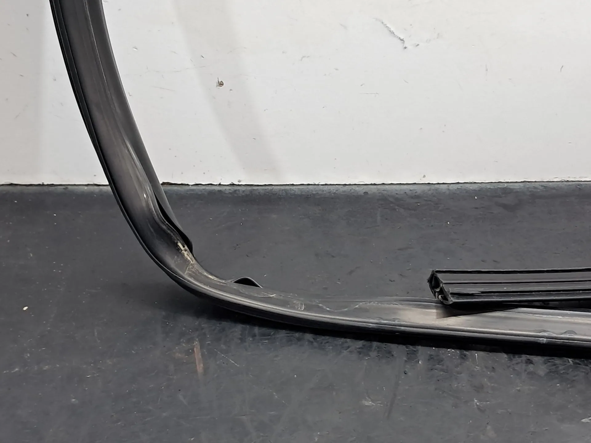 Goma genérica AUDI Q3 Sportback (F3N) Imagem-5