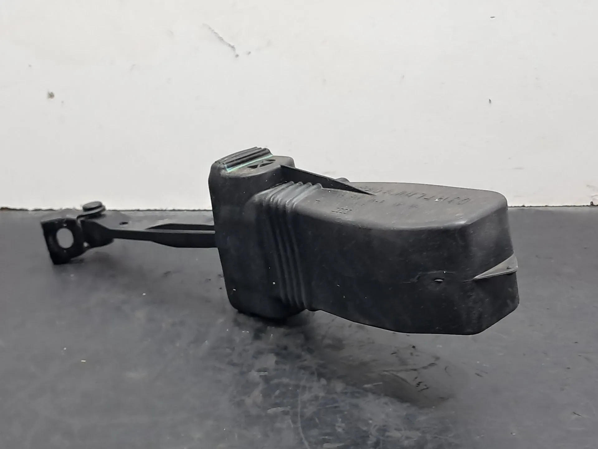 Limitatore porta  posteriore sinistro AUDI Q3 Sportback (F3N) Imagem-4