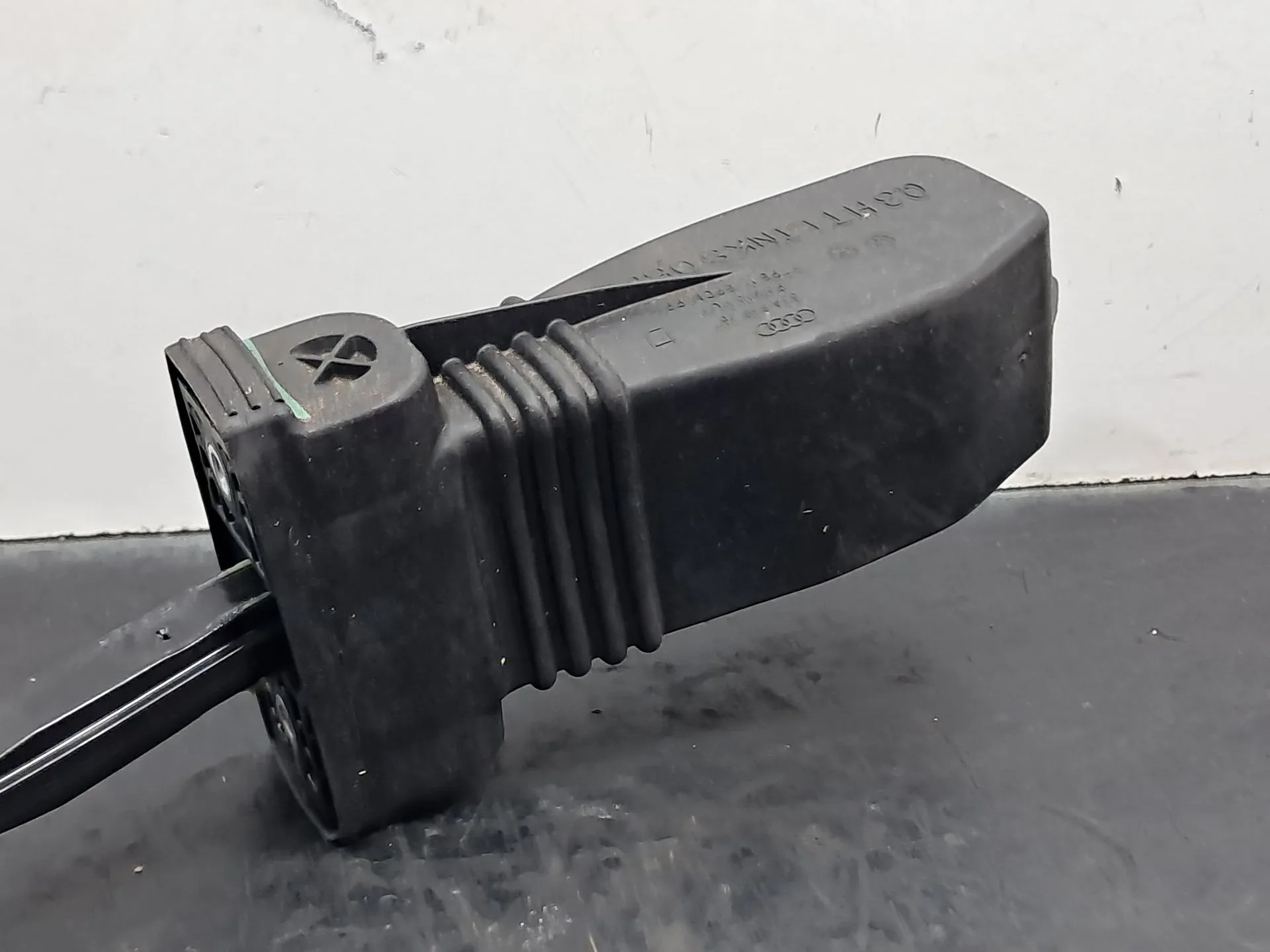 Limitatore porta  posteriore sinistro AUDI Q3 Sportback (F3N) Imagem-3