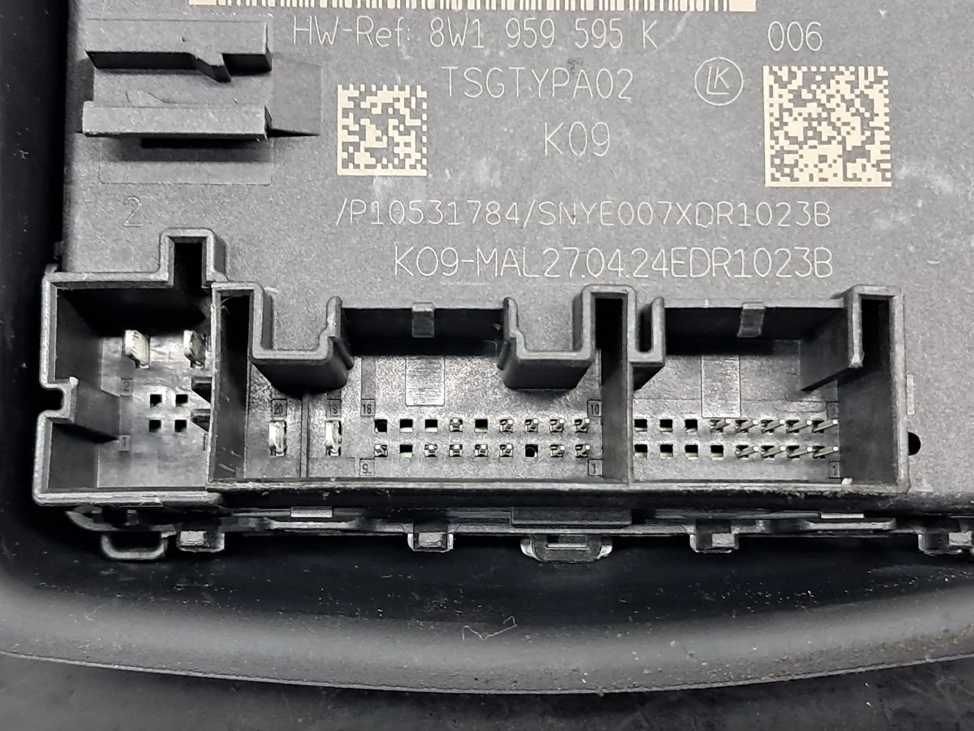 Módulo puerta Trasero Izquierdo AUDI Q3 Sportback (F3N) Imagem-1