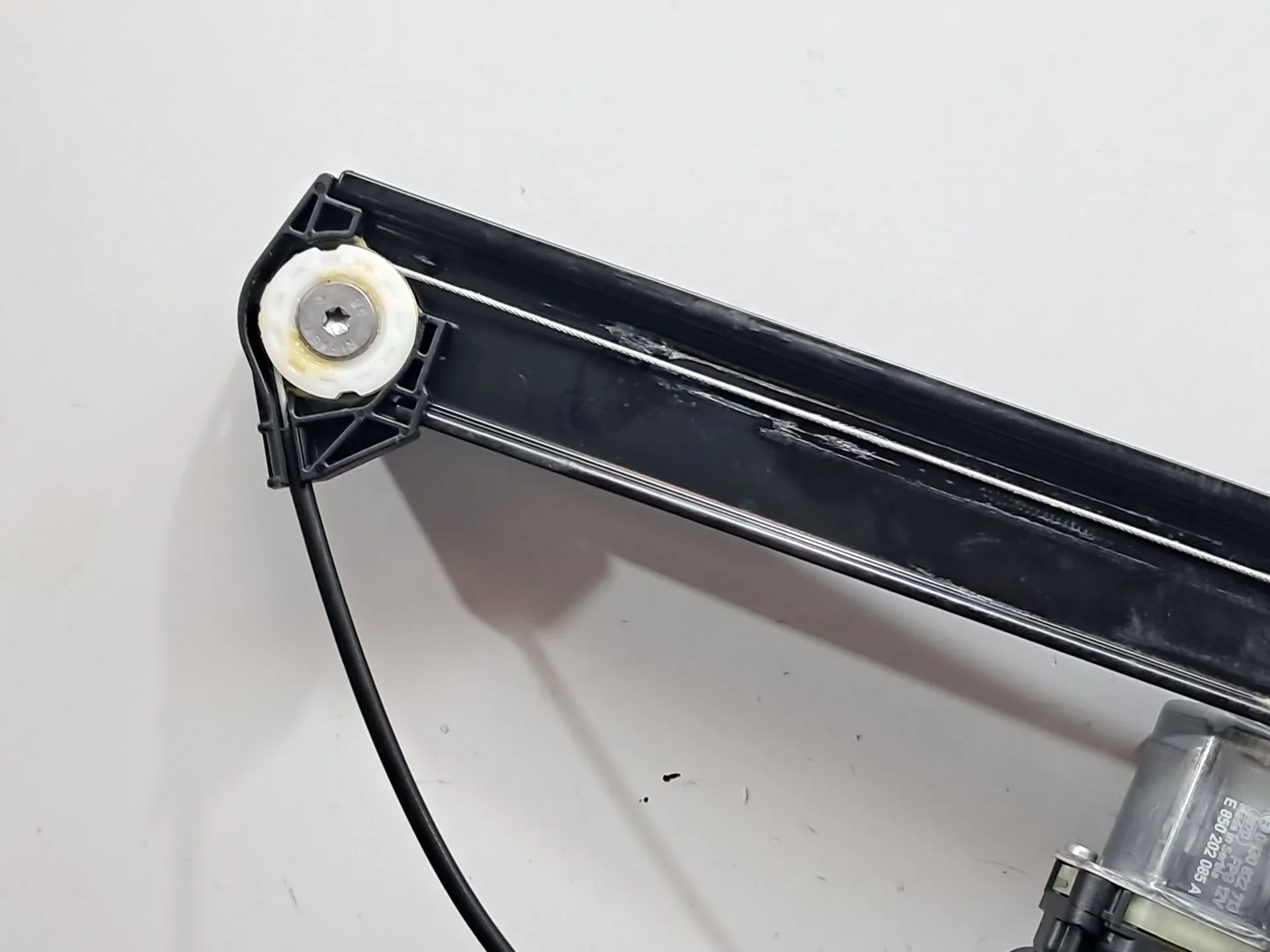 Elevalunas trasero izquierdo AUDI Q3 Sportback (F3N) Imagem-9