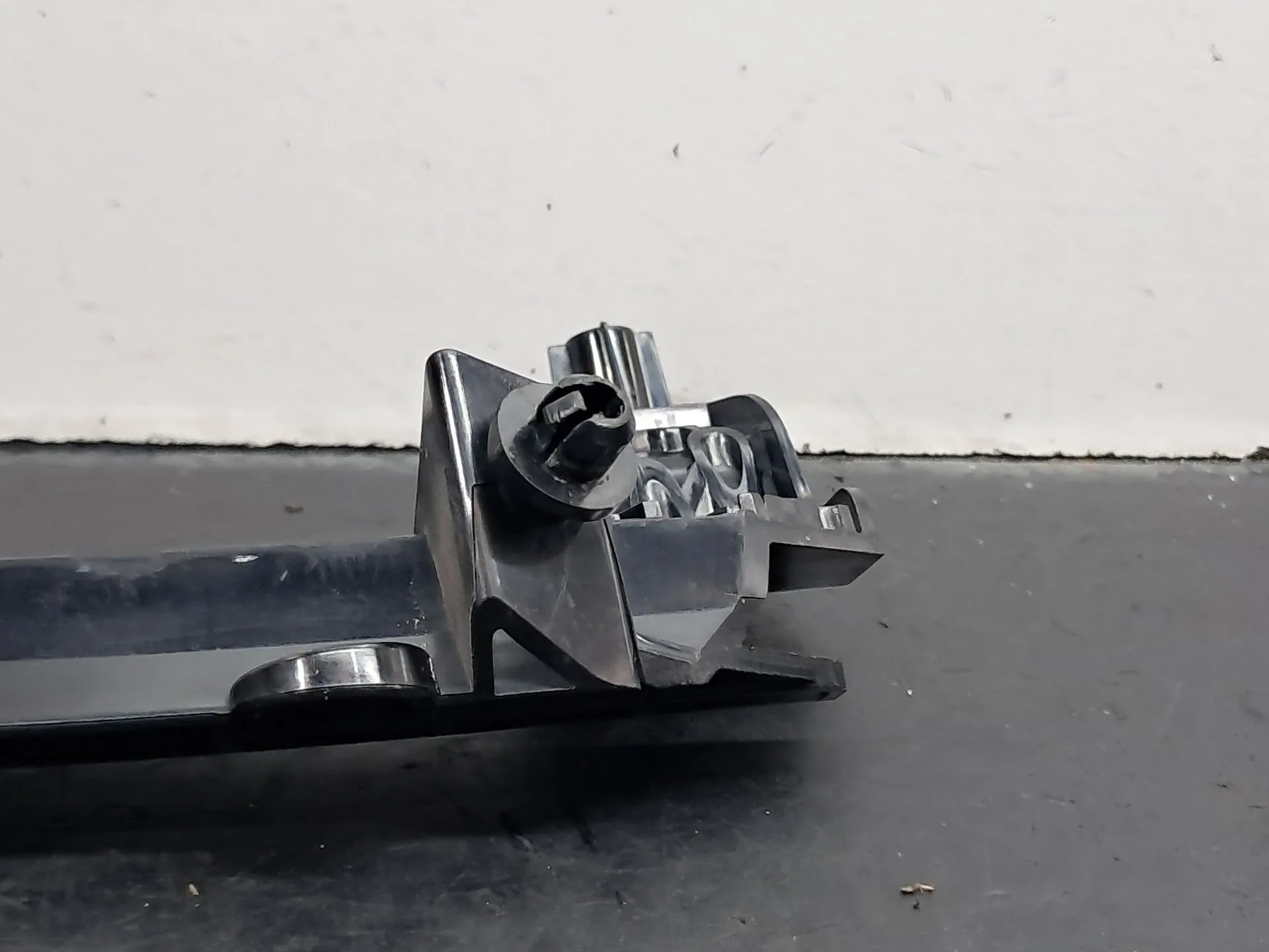 Door guide AUDI Q3 Sportback (F3N) Imagem-4