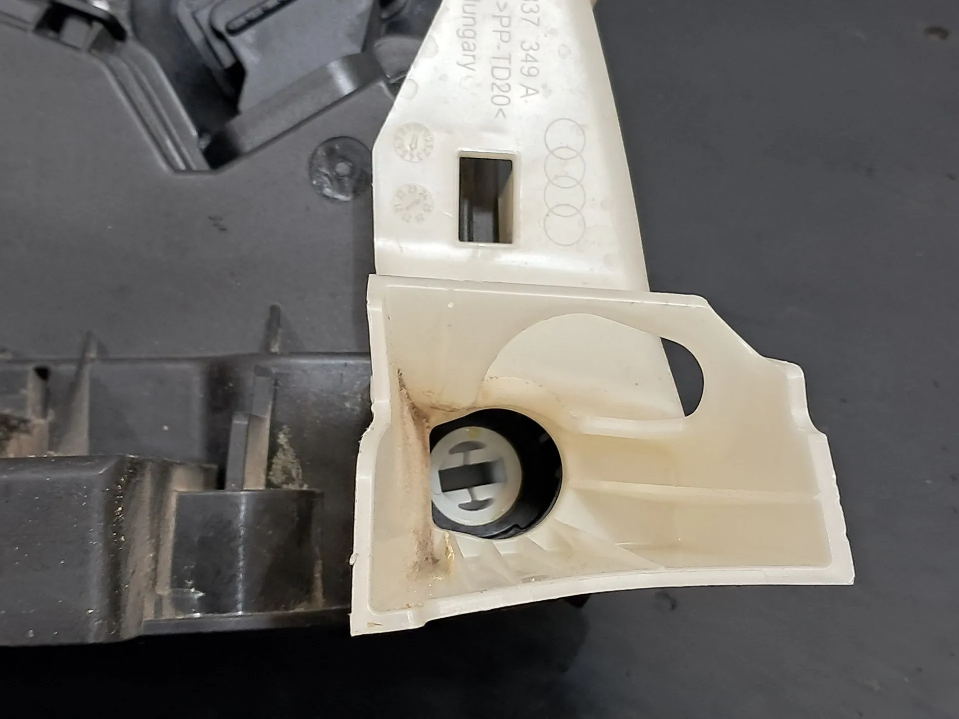 Serrure Avant Gauche AUDI Q3 Sportback (F3N) Imagem-5