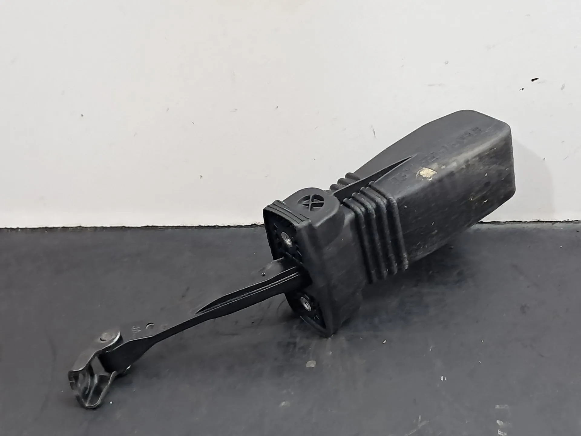 Limiteur de porte Avant Gauche AUDI Q3 Sportback (F3N) Imagem-1