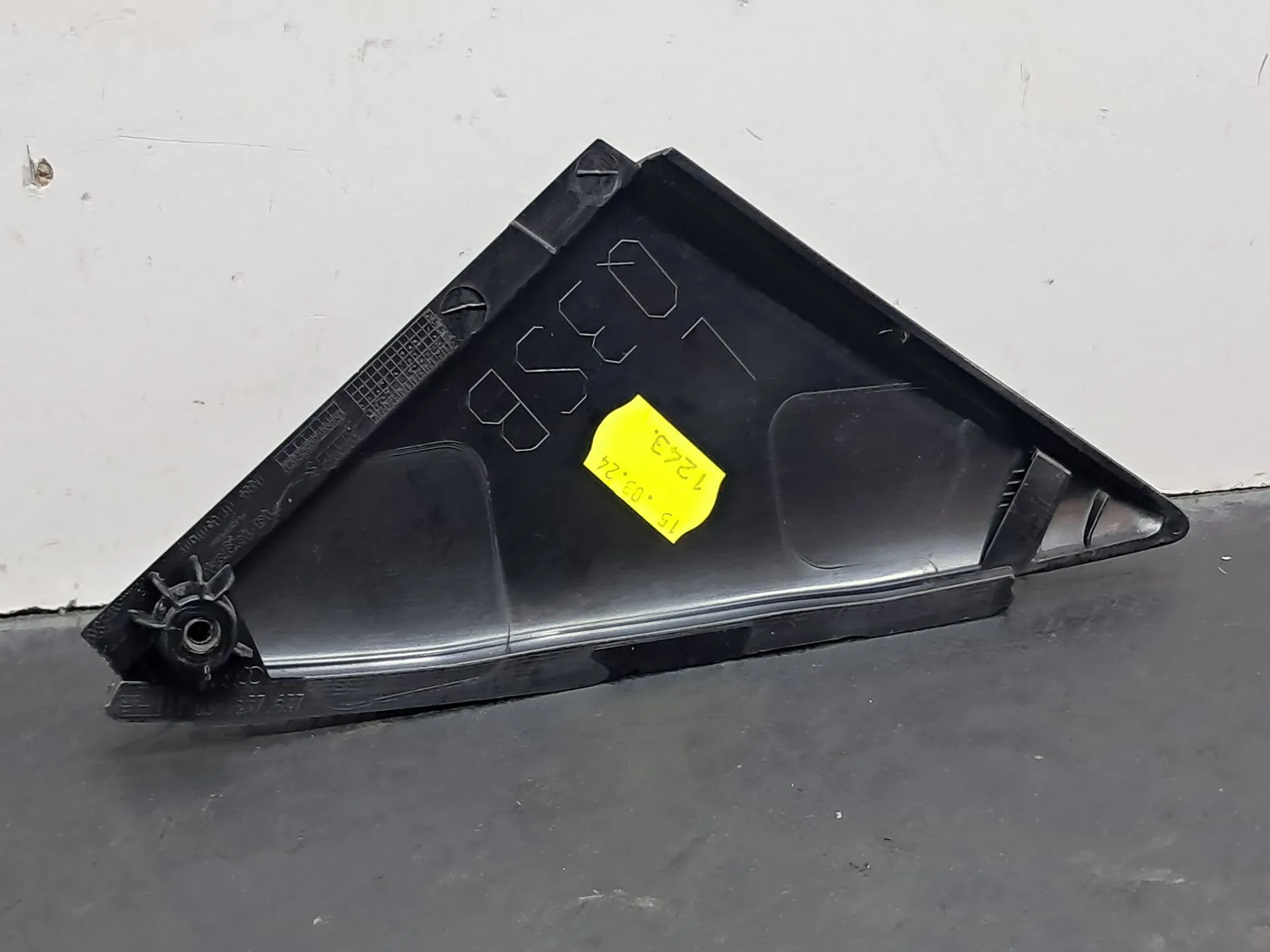 Moulure de porte avant gauche AUDI Q3 Sportback (F3N) Imagem-3