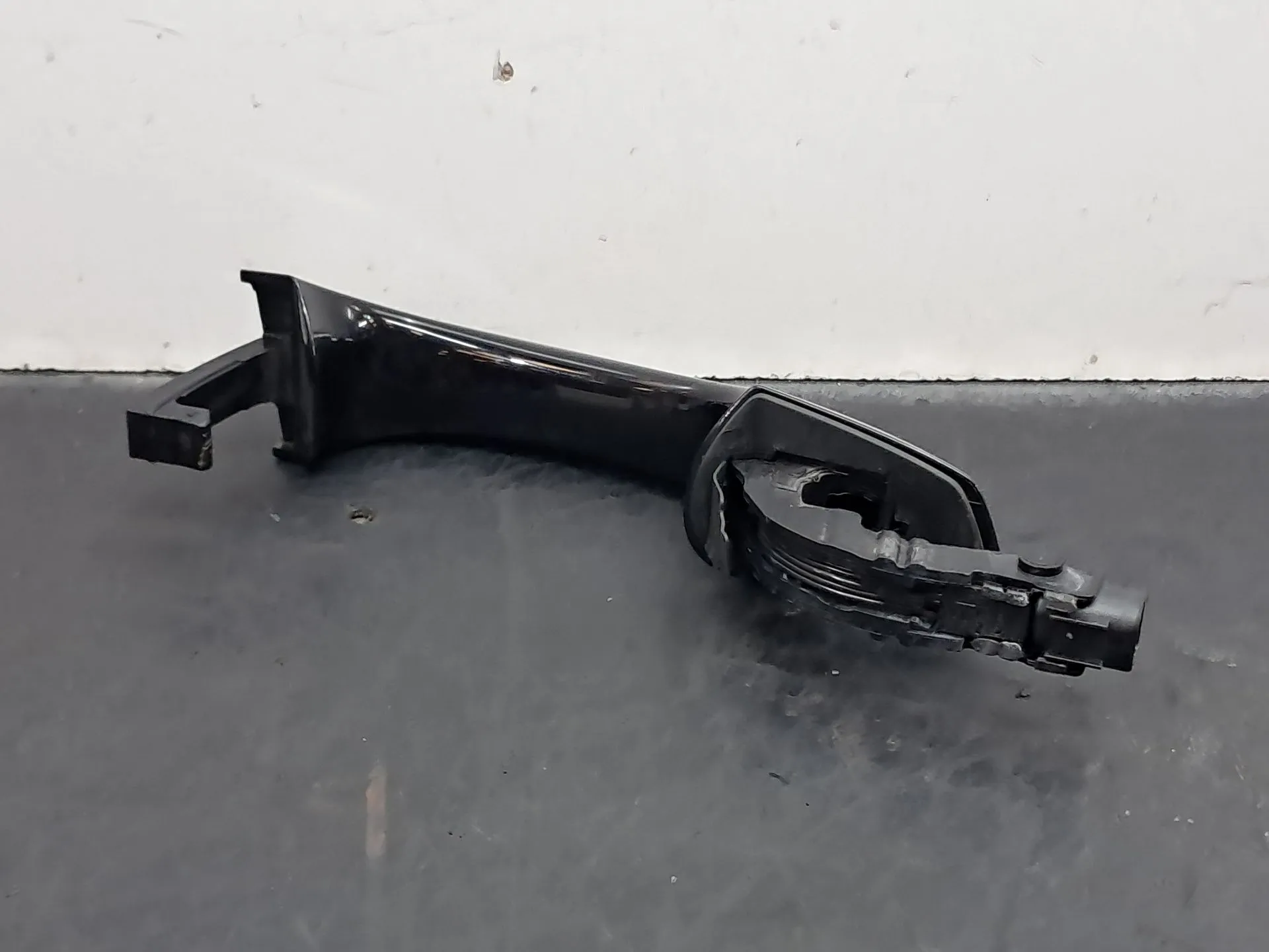 Poignée de porte avant gauche AUDI Q3 Sportback (F3N) Imagem-4