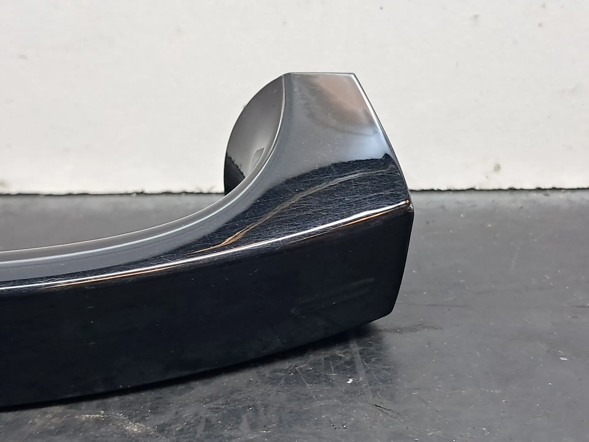 Poignée de porte avant gauche AUDI Q3 Sportback (F3N) Imagem-3