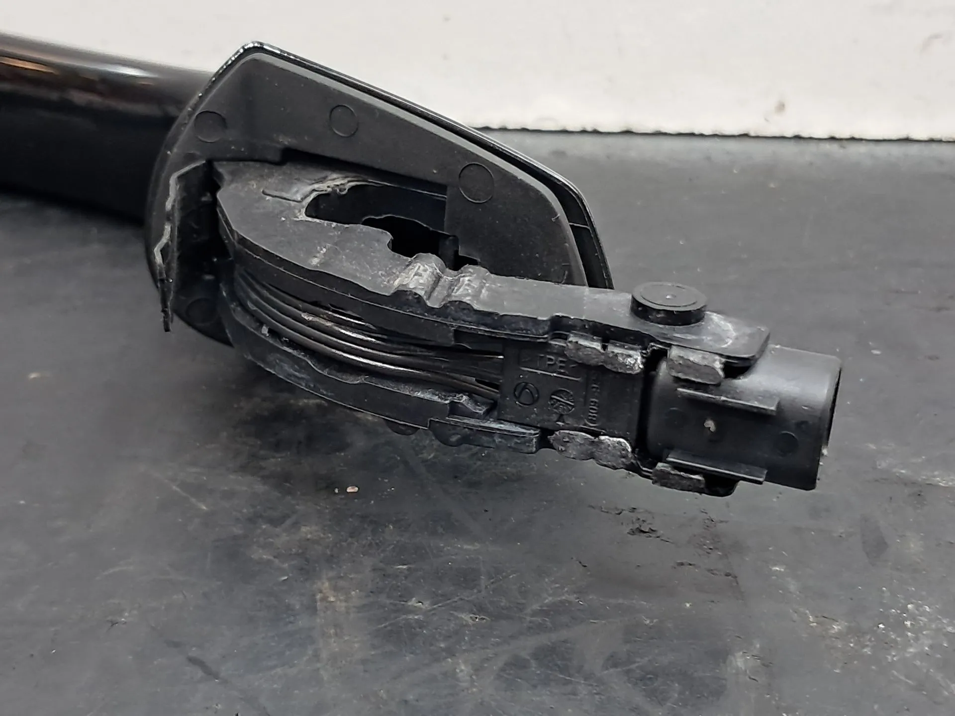 Poignée de porte avant gauche AUDI Q3 Sportback (F3N) Imagem-5