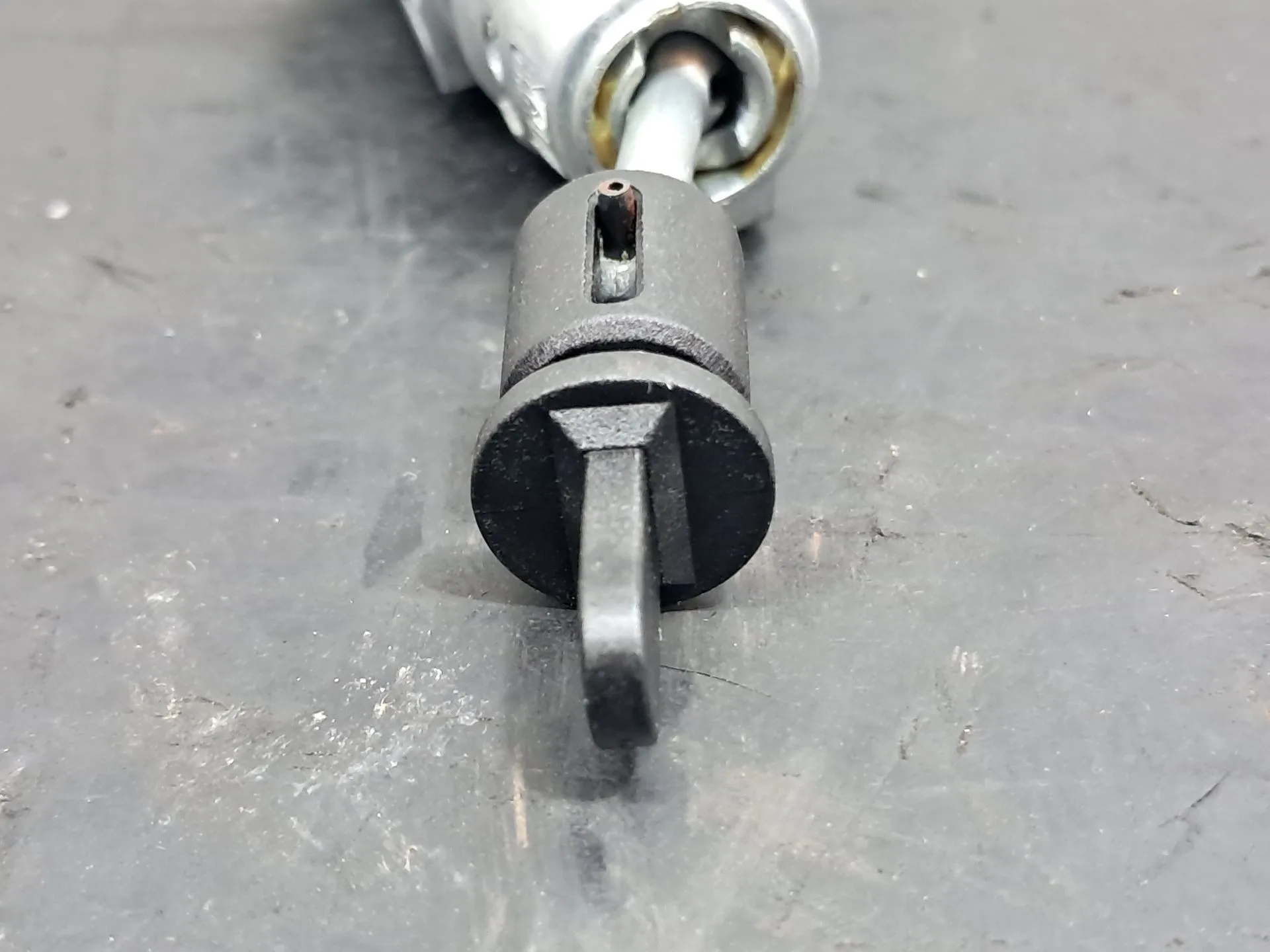 Bombín puerta AUDI Q3 Sportback (F3N) Imagem-4