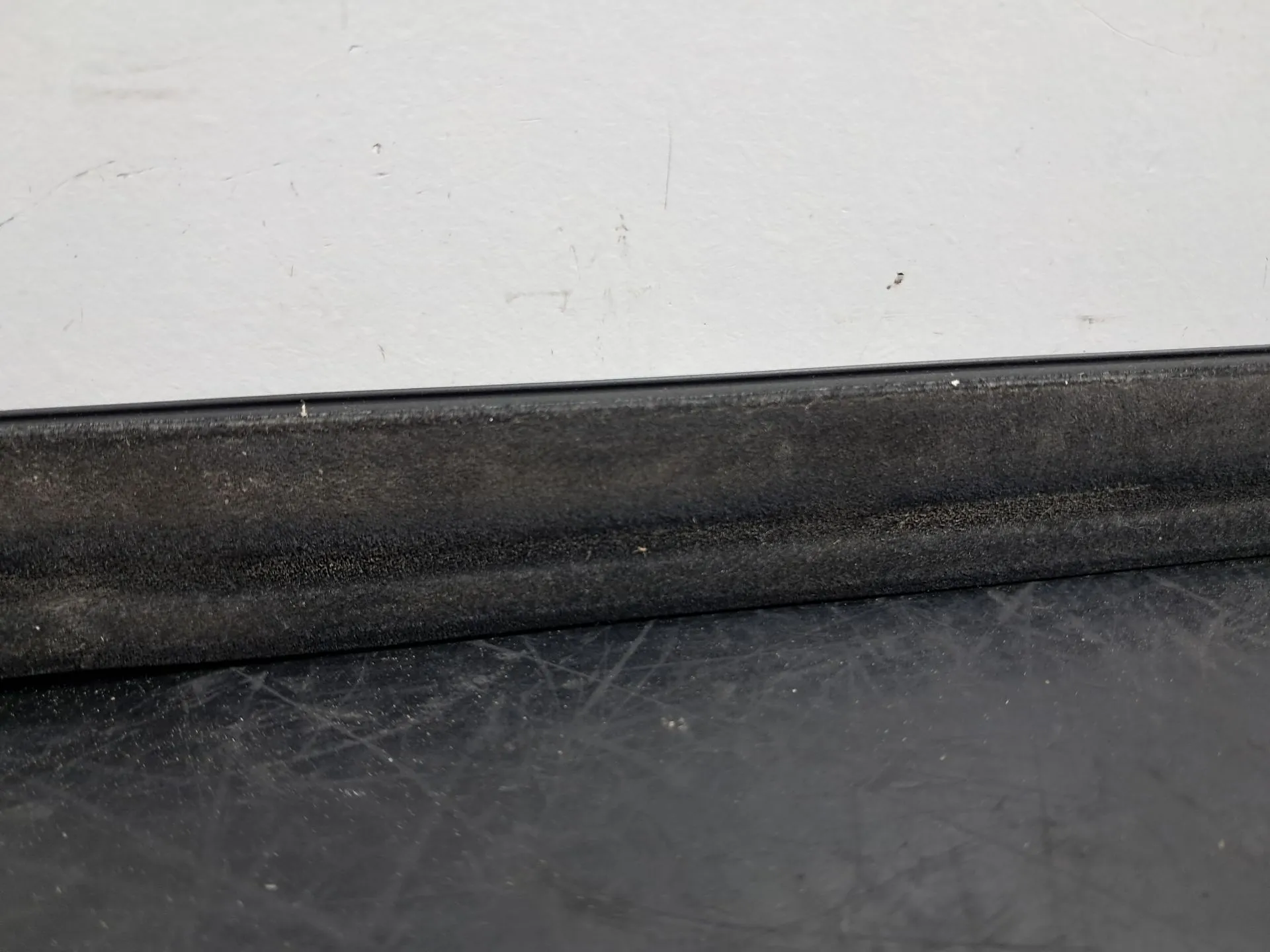 Left front window scraper AUDI Q3 Sportback (F3N) Imagem-9