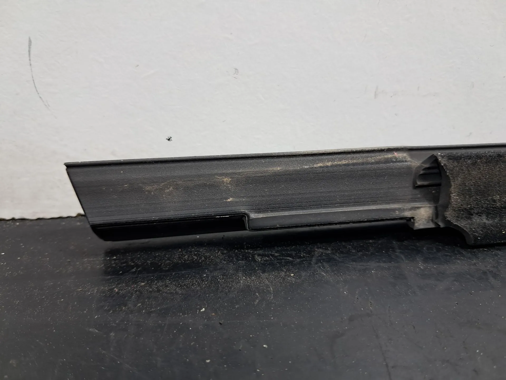 Left front window scraper AUDI Q3 Sportback (F3N) Imagem-8