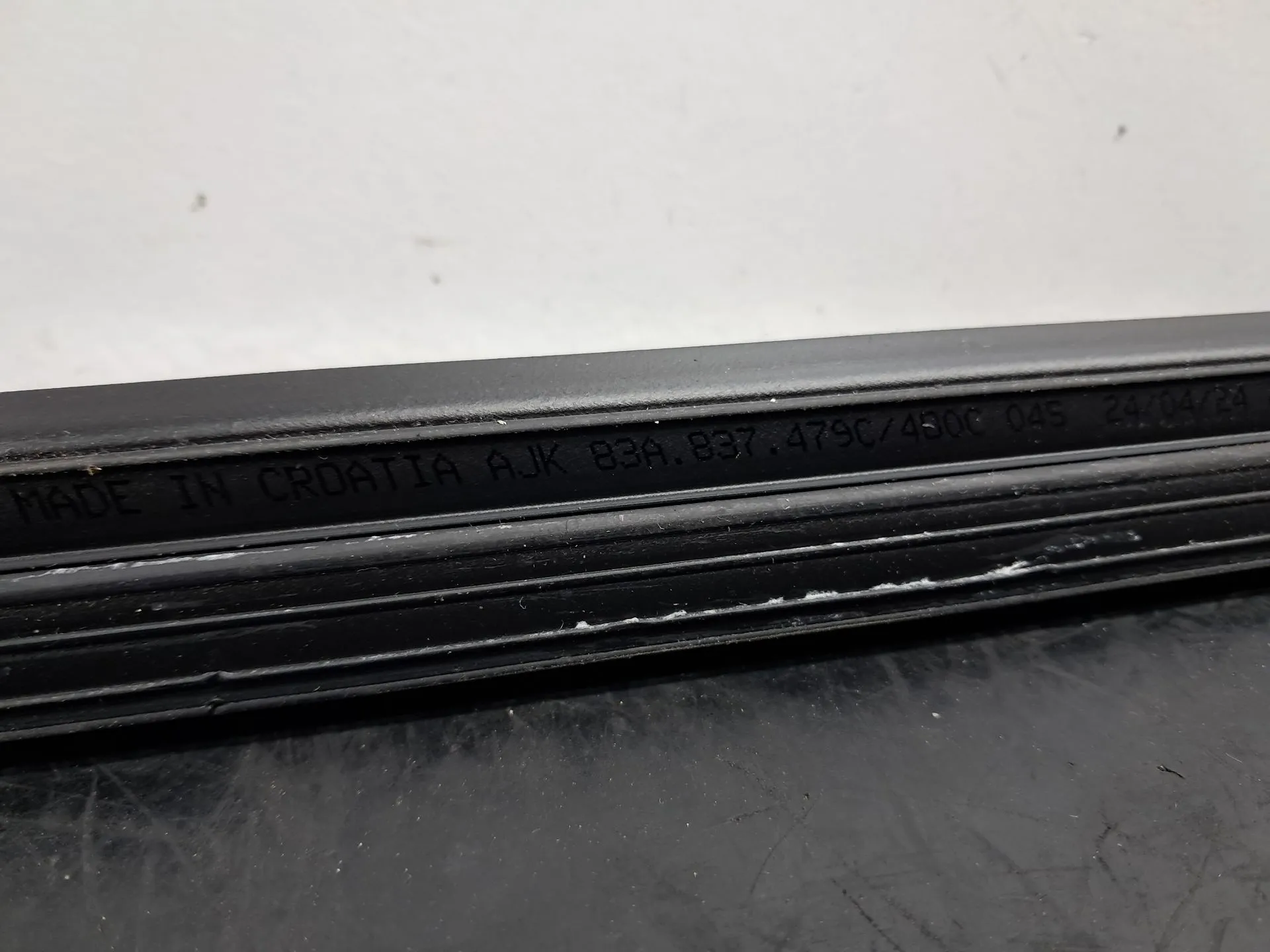 Left front window scraper AUDI Q3 Sportback (F3N) Imagem-2